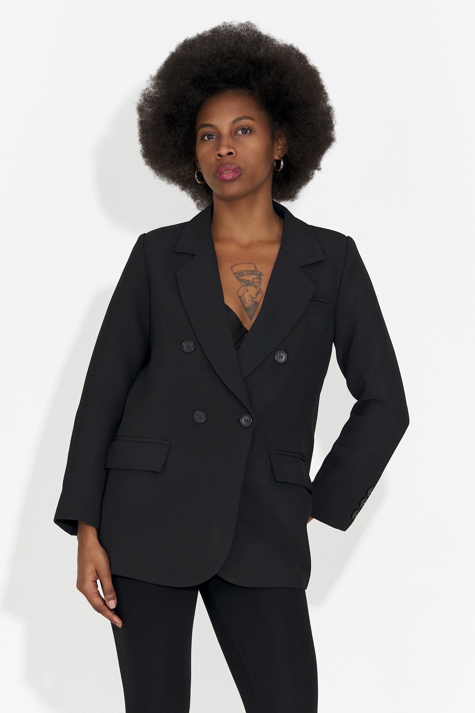 Elegante Blazer Nero da Donna di Andrea Bogas