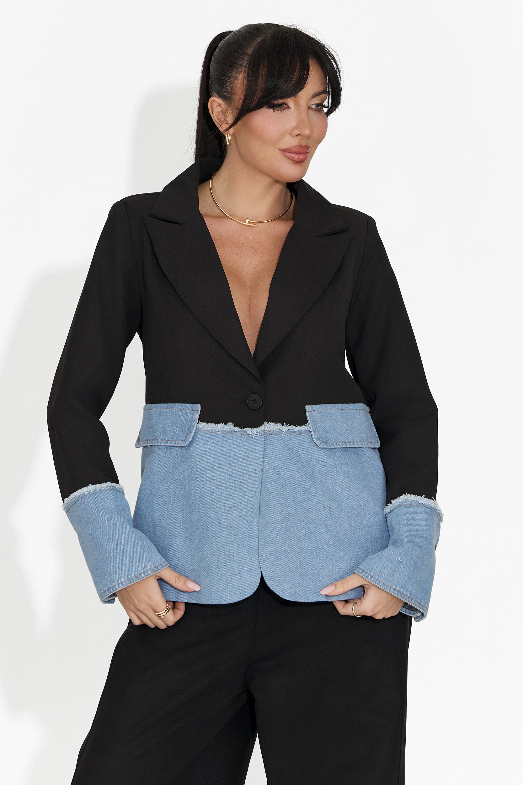 Elegante blazer nero da donna Samiria Bogas