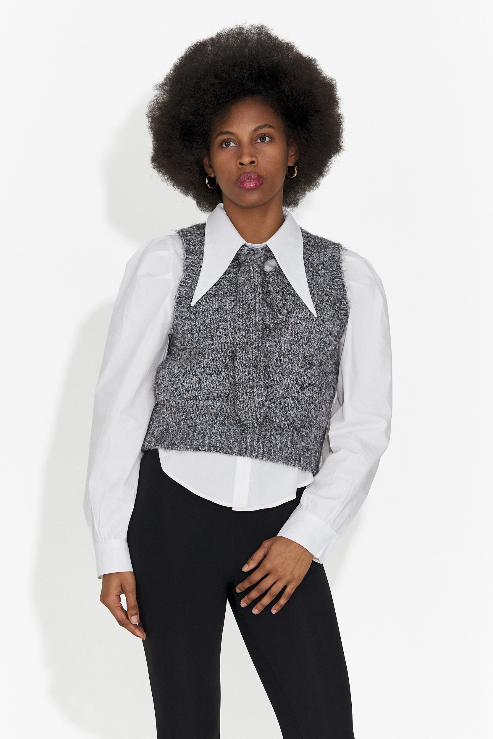 Set 3 pezzi camicia + gilet + cravatta grigia Izaura Bogas