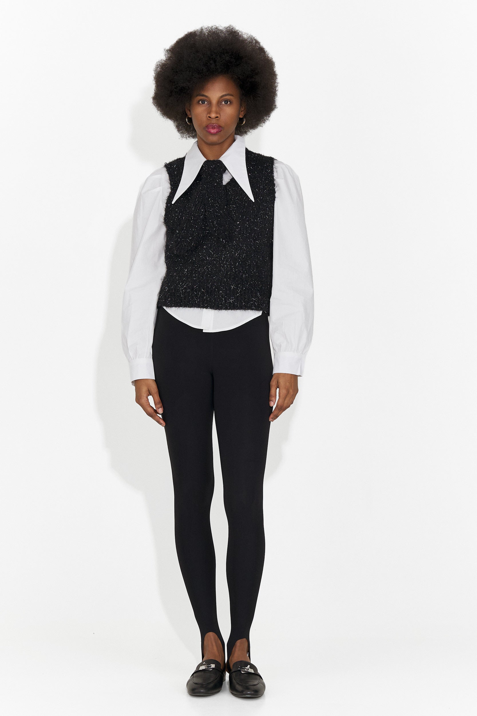 Set 3 pezzi camicia + gilet + cravatta nera Izaura Bogas