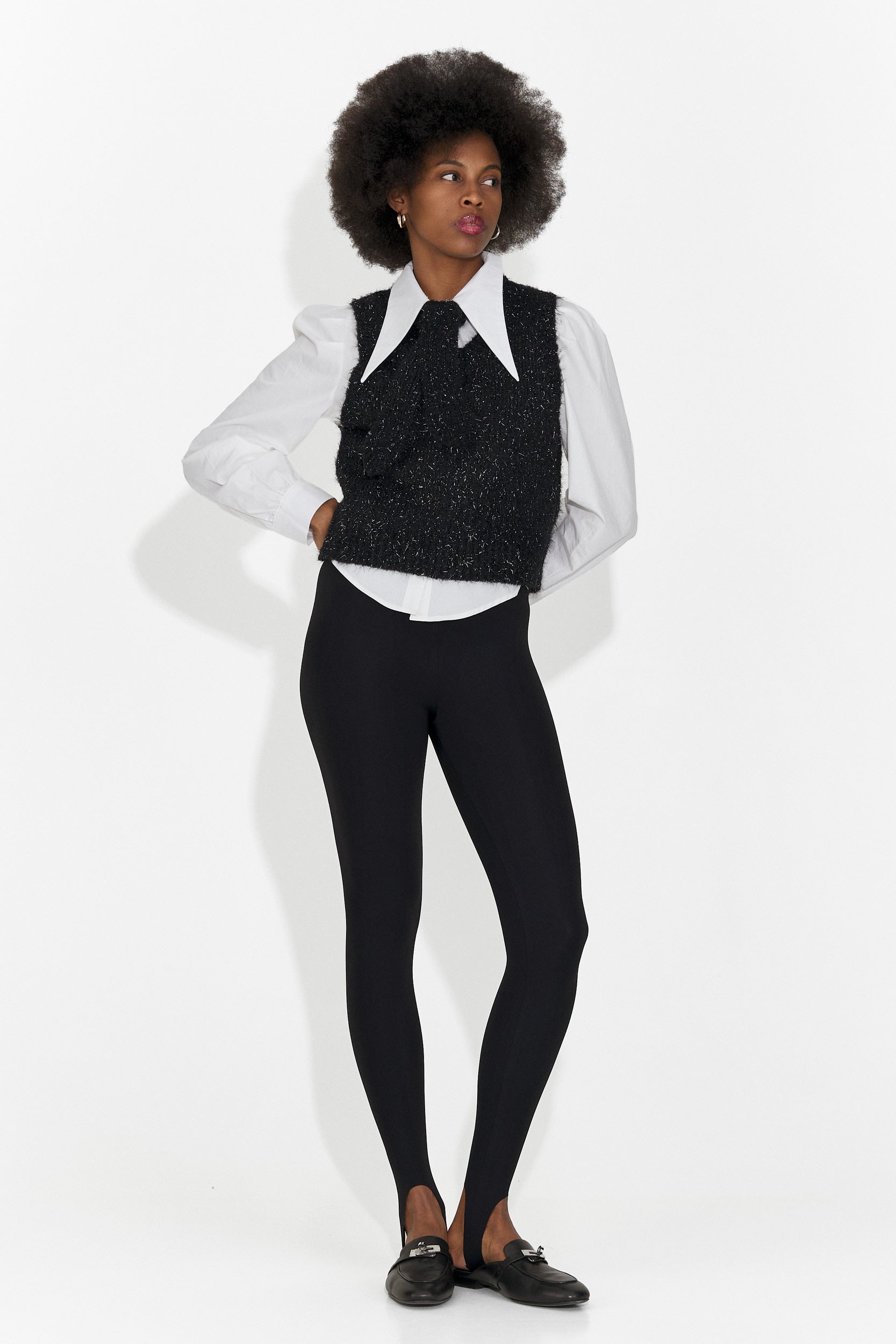 Set 3 pezzi camicia + gilet + cravatta nera Izaura Bogas