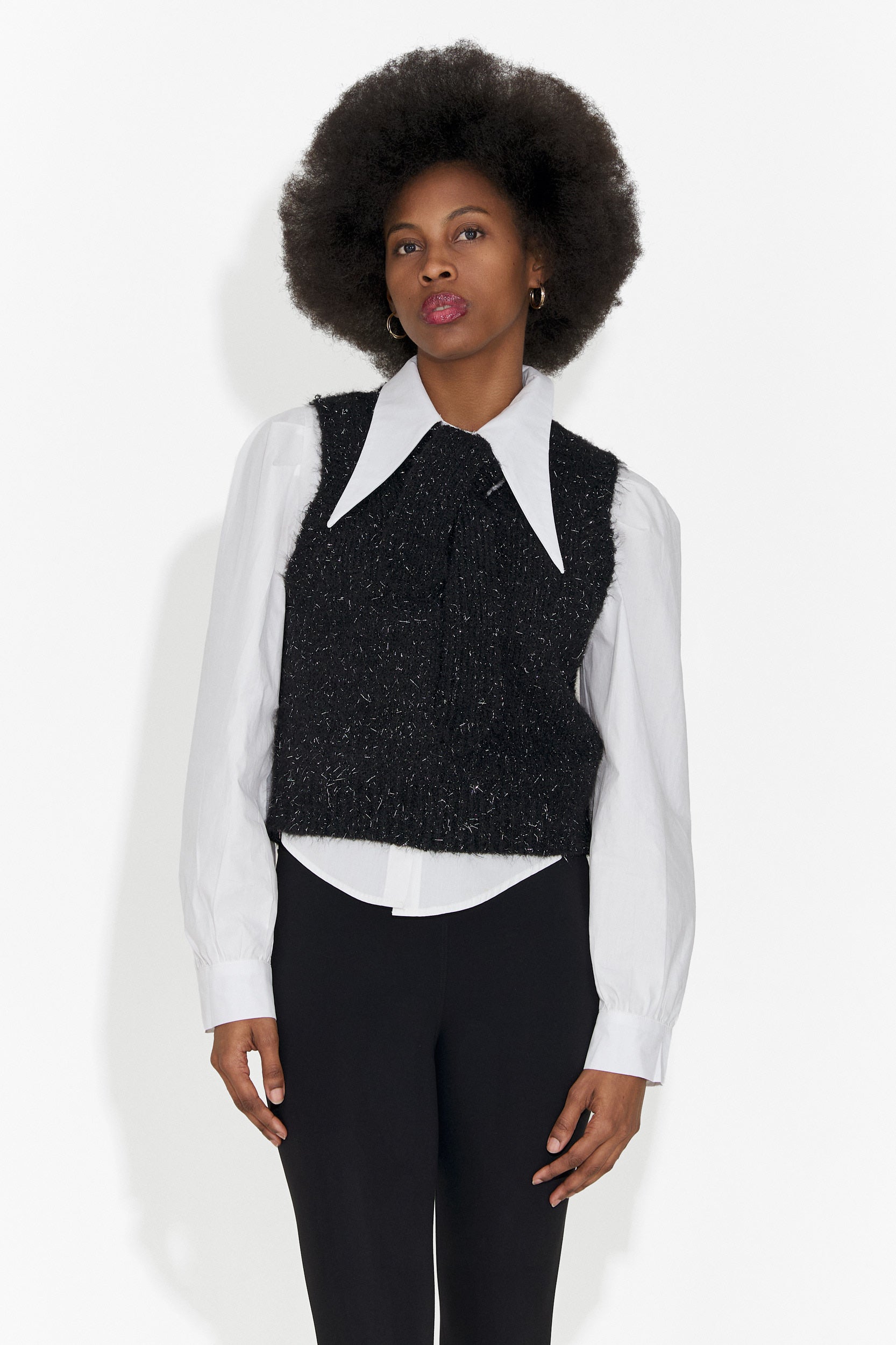 Set 3 pezzi camicia + gilet + cravatta nera Izaura Bogas