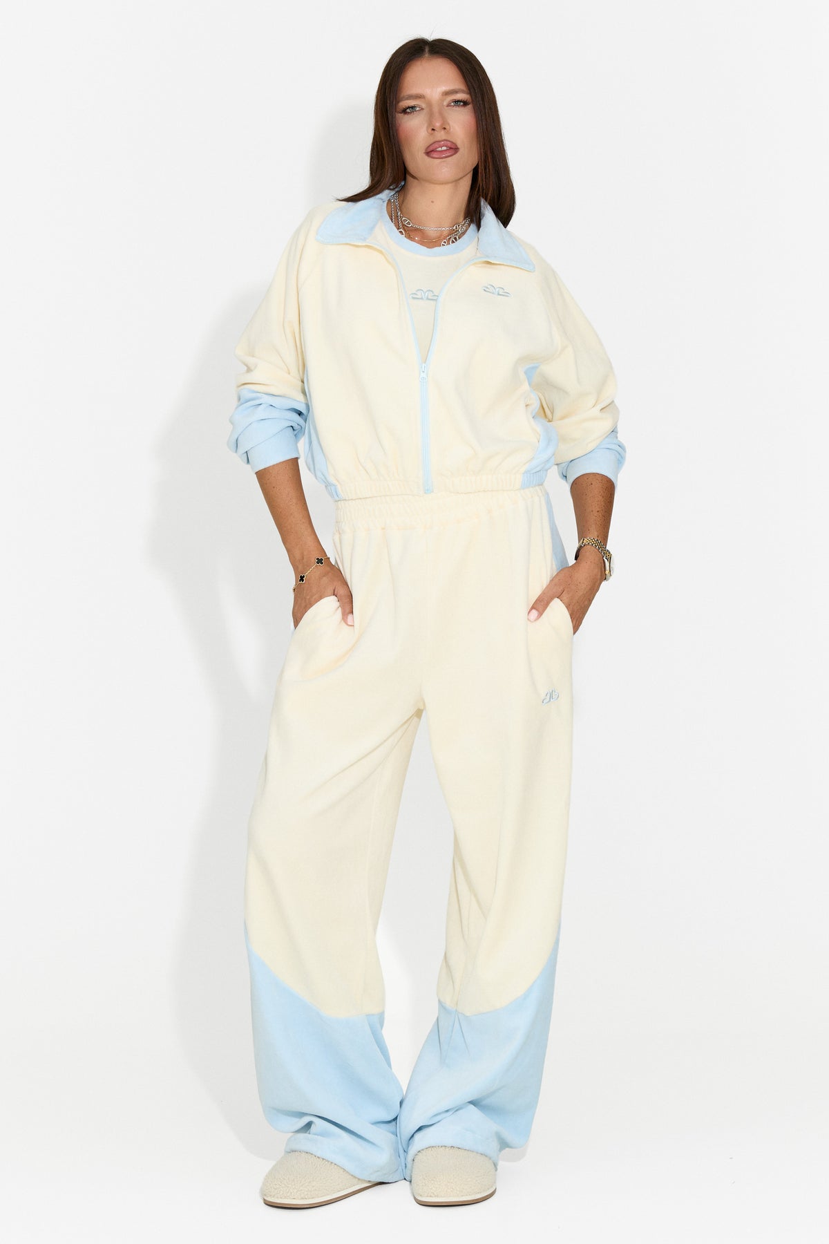 Tuta da donna casual 3 pezzi color crema Velydvieria Bogas