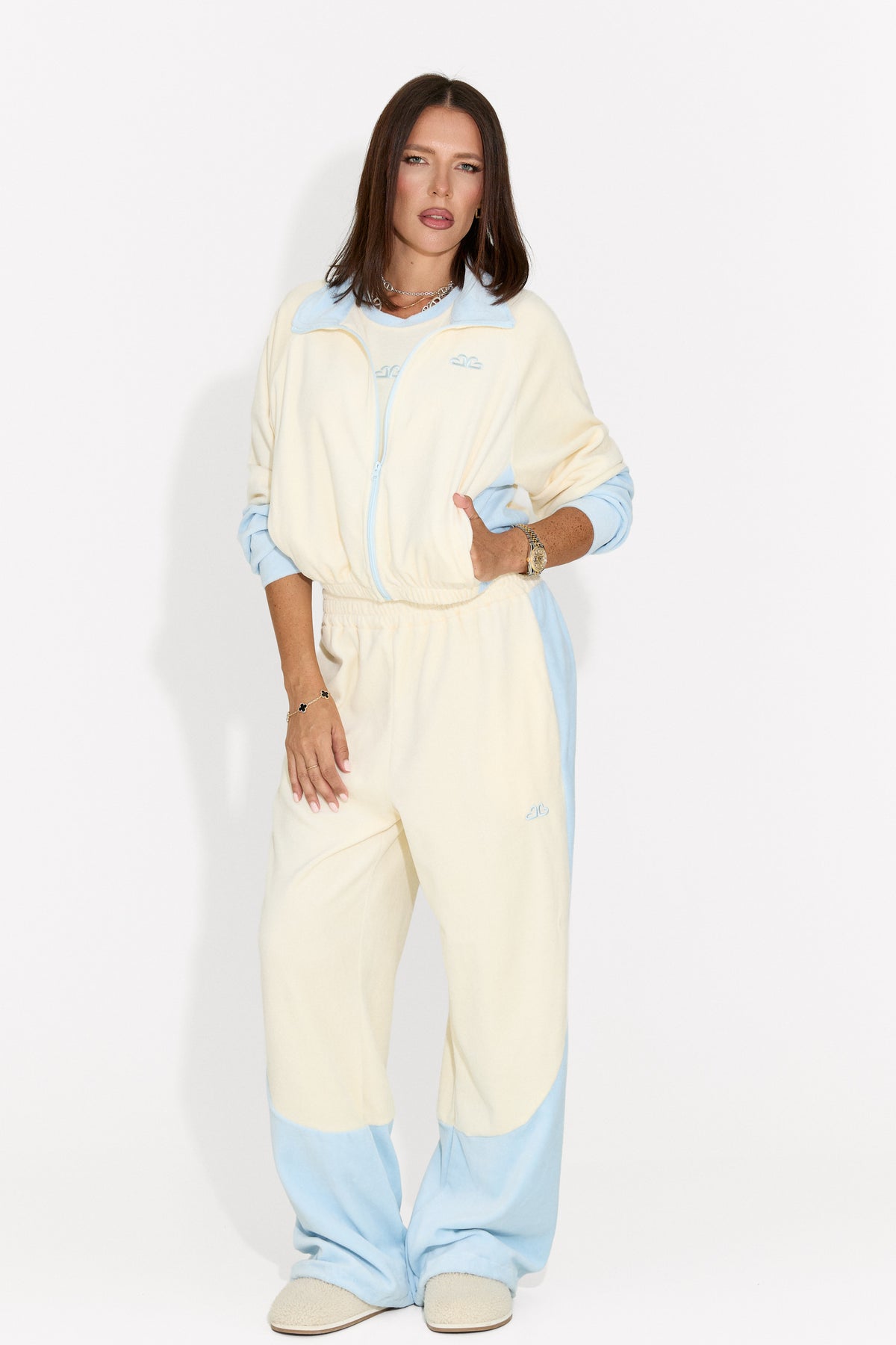 Tuta da donna casual 3 pezzi color crema Velydvieria Bogas