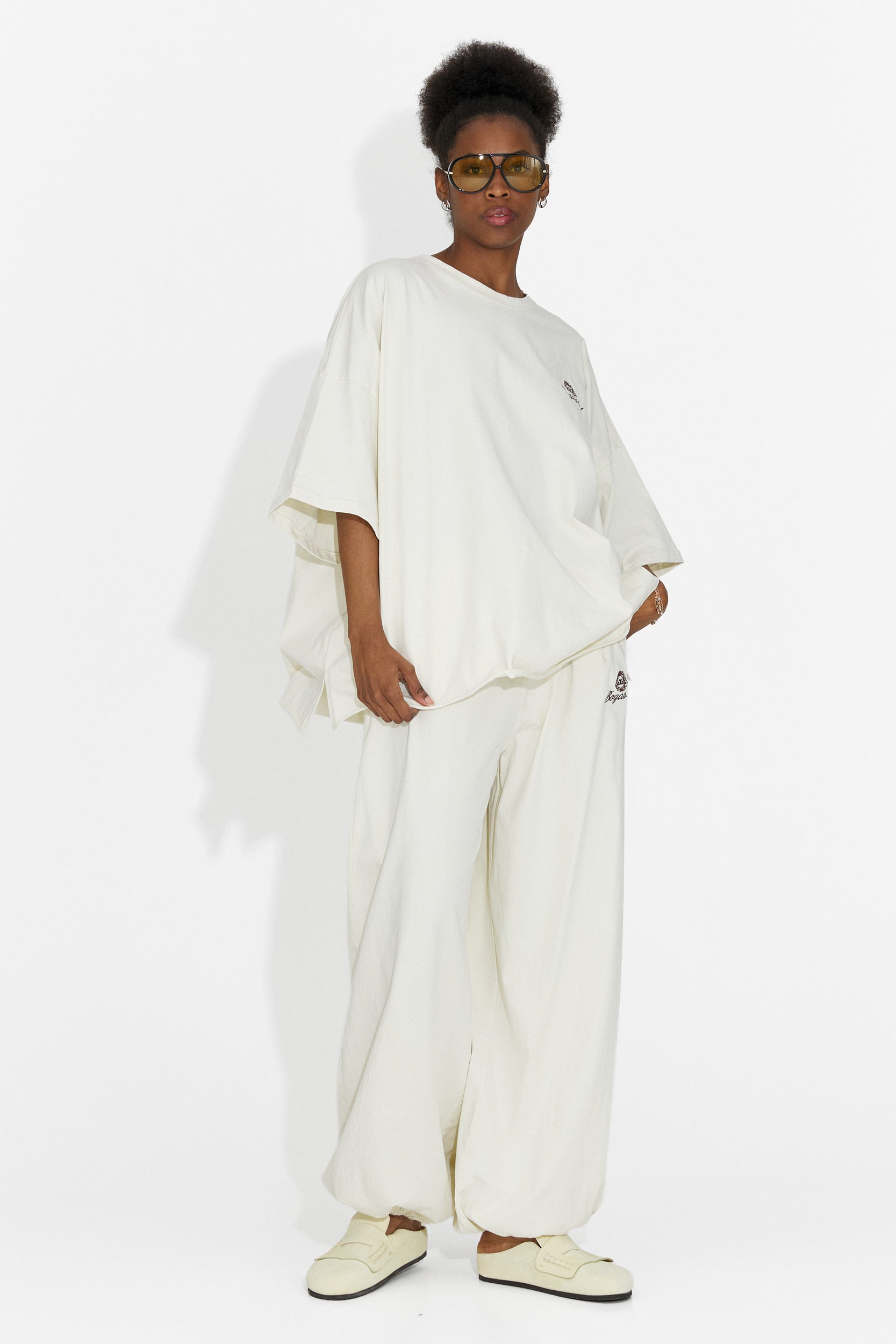 Edelweis Bogas Casual Crema Allenamento per Donne