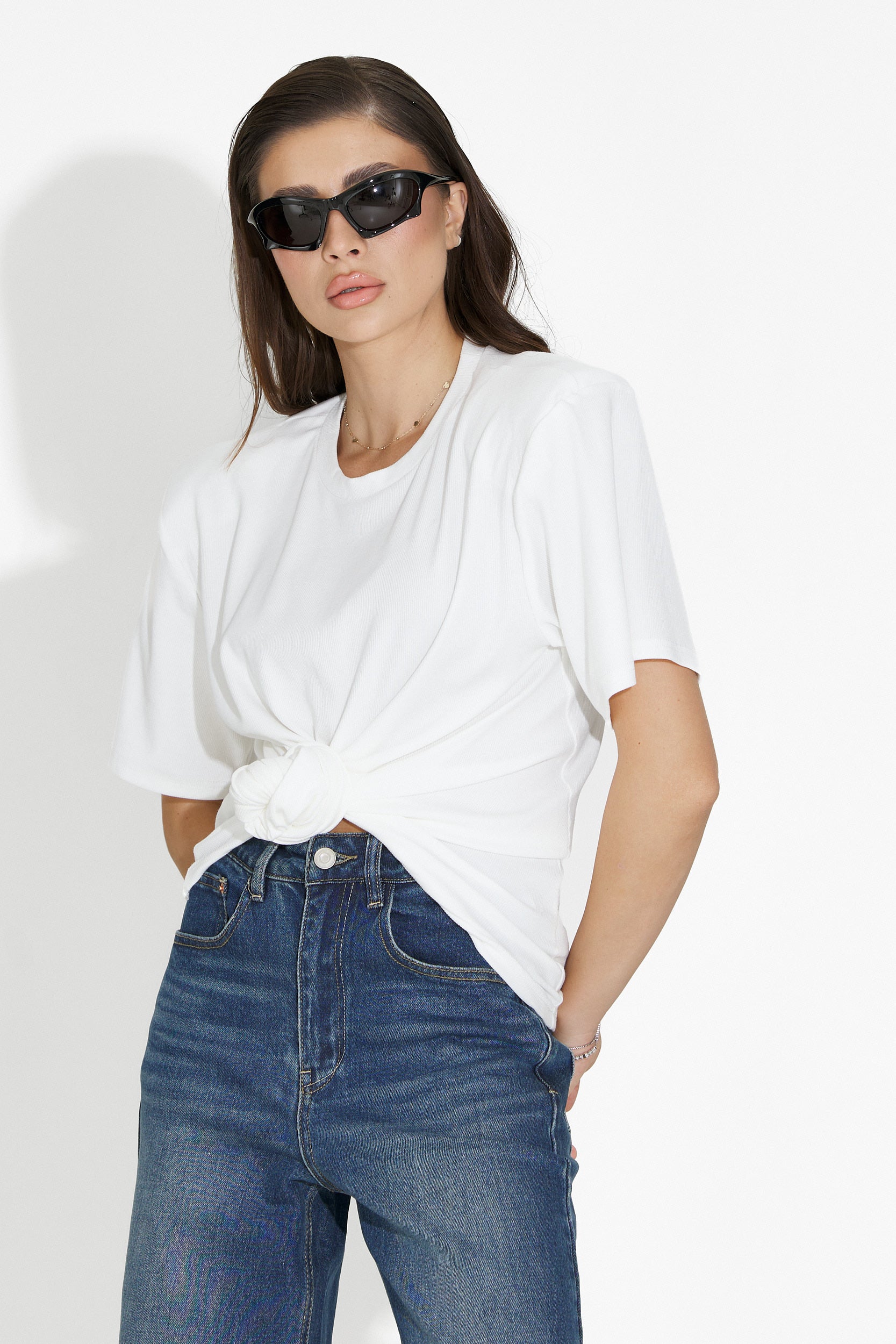 Norelia Bogas T-shirt Casual Bianca da Donna