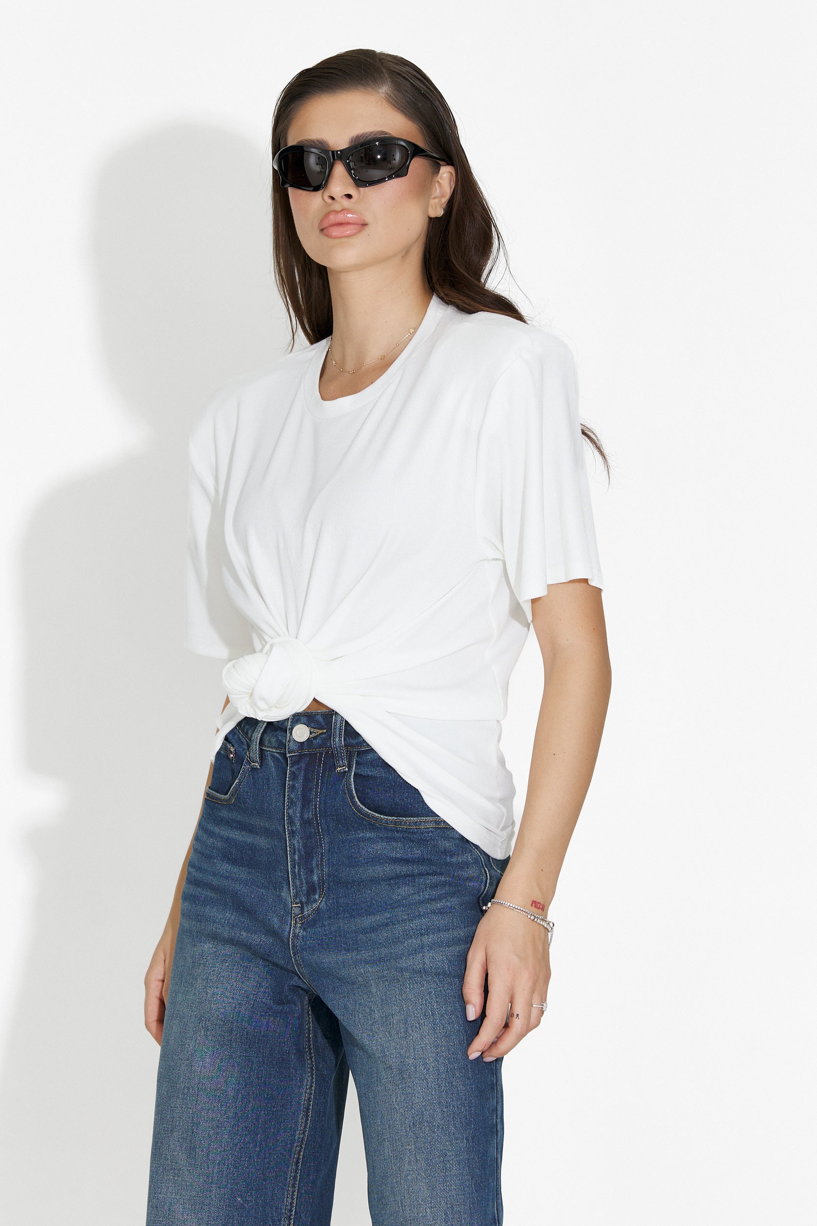 Norelia Bogas T-shirt Casual Bianca da Donna