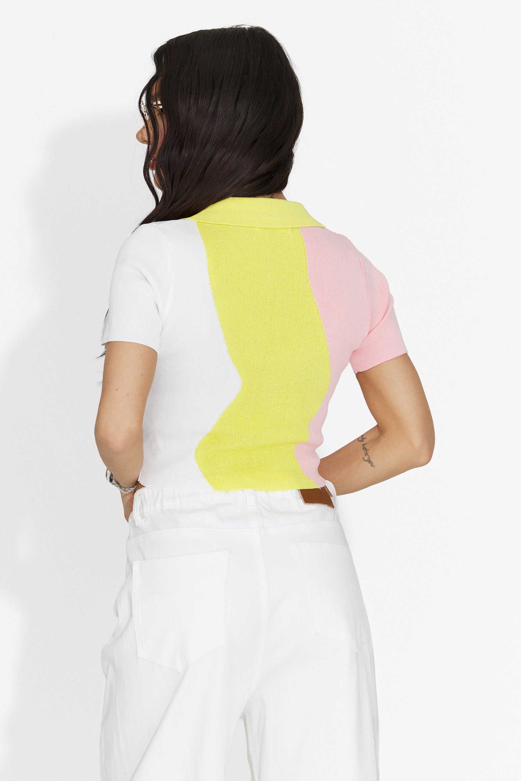 T-Shirt Casual Gialla da Donna di Oniana Bogas