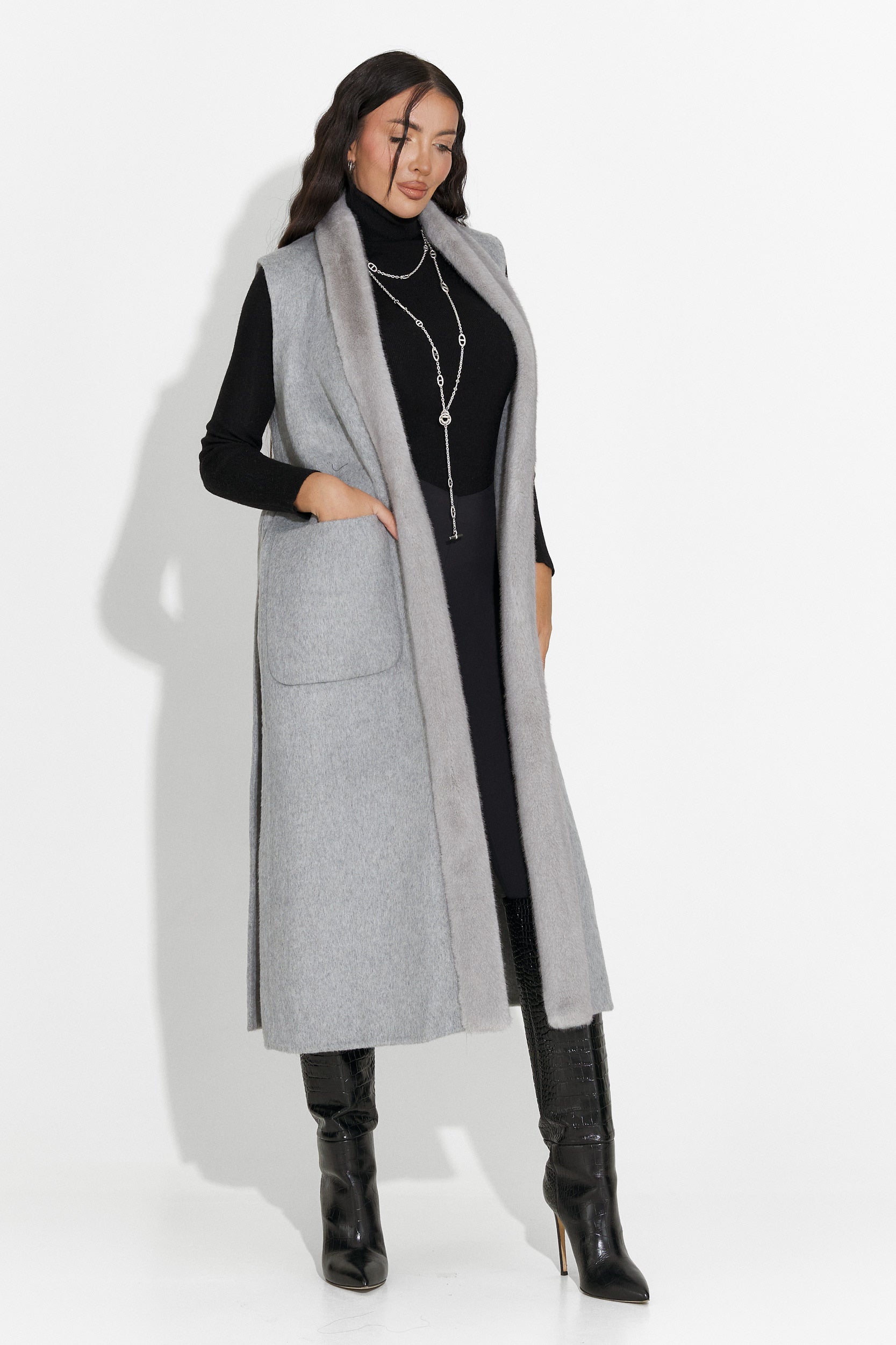 Elegante Gilet Grigio Brania Bogas da Donna