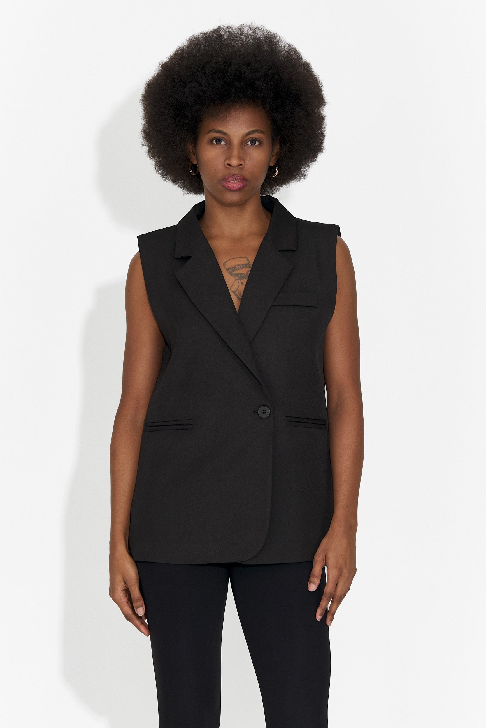 Elegante Gilet Nero da Donna di Ciela Bogas
