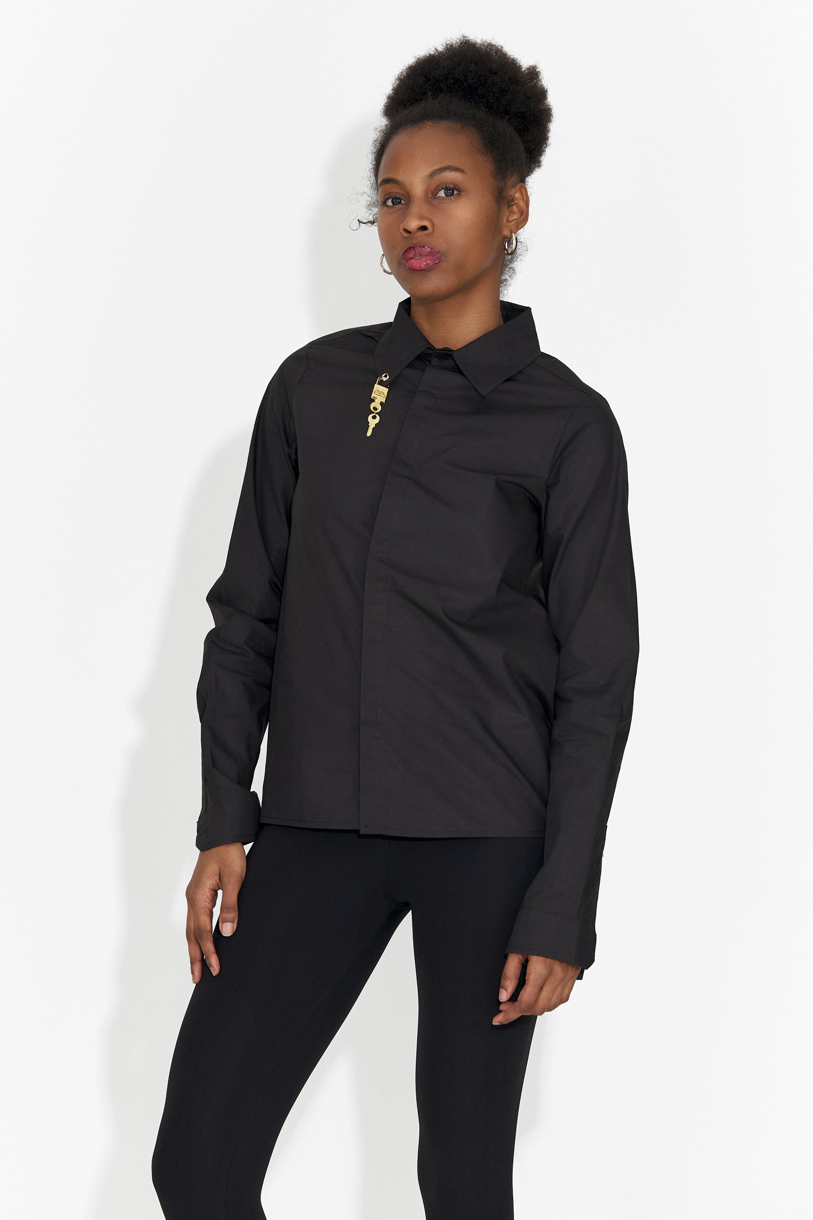 Elegante Blusa Nera da Donna di Jetie Bogas