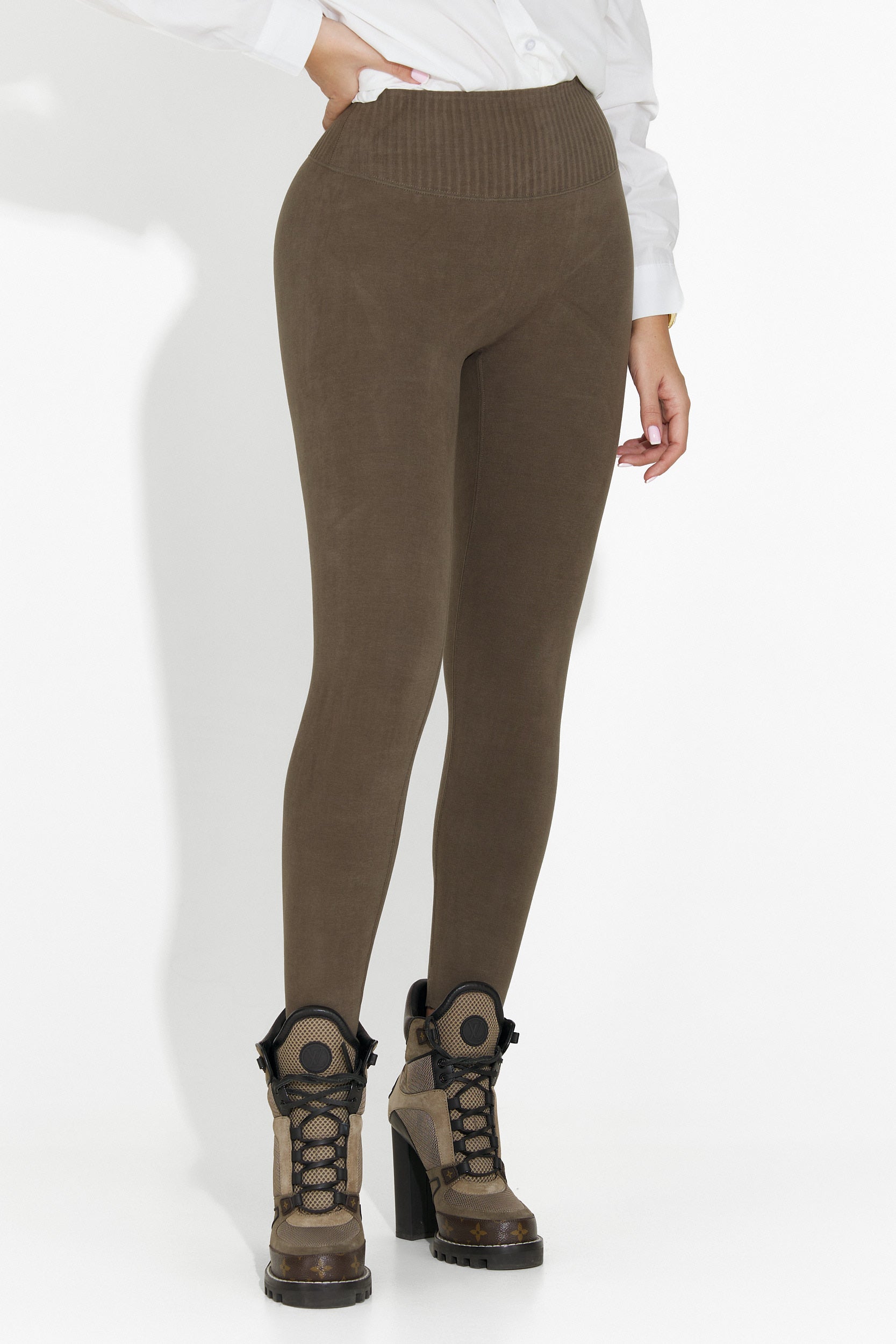Collant a Compressione Calda di Michelina Bogas in Khaki