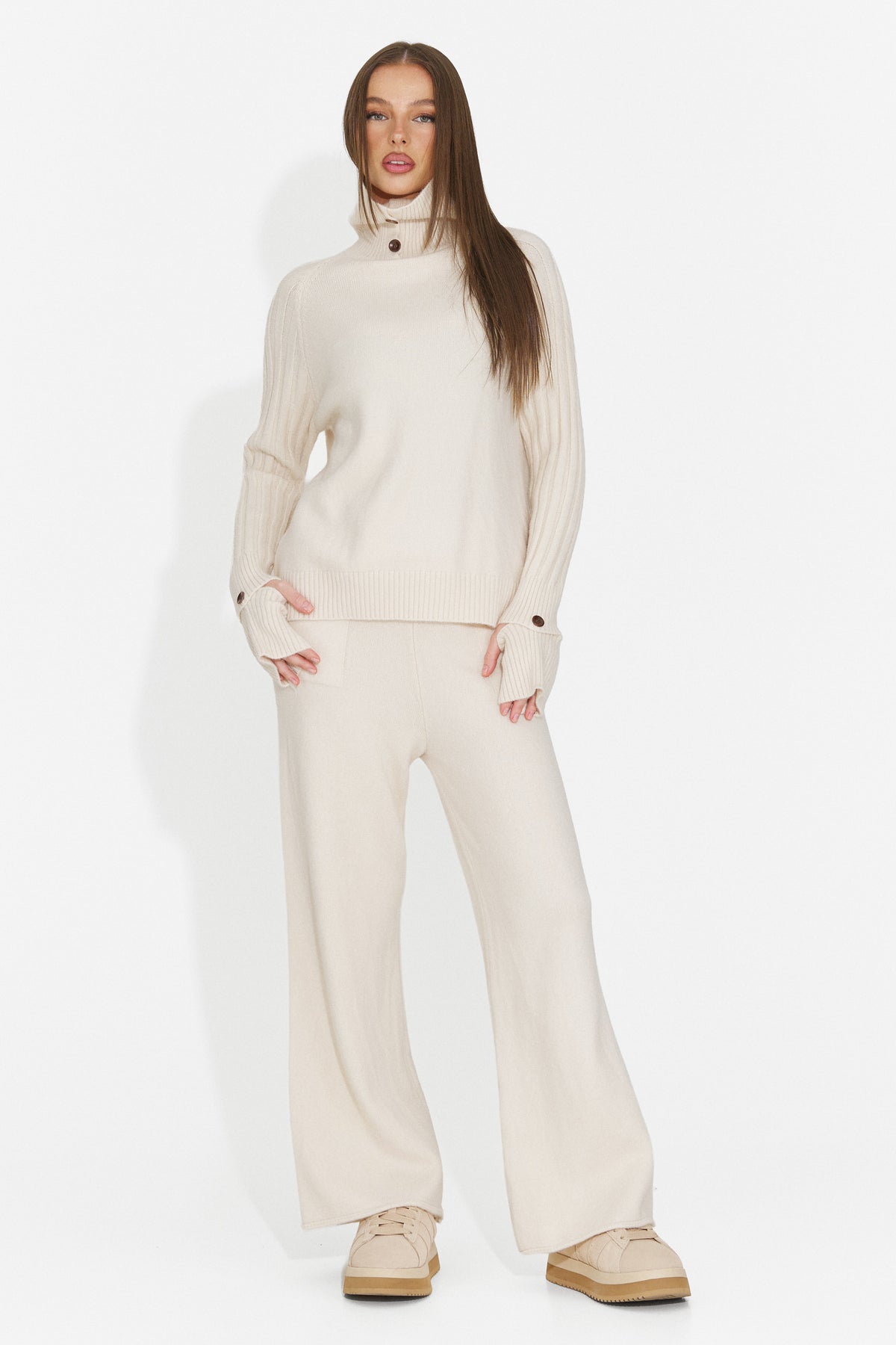 Compleu casual crem Brysieria Bogas