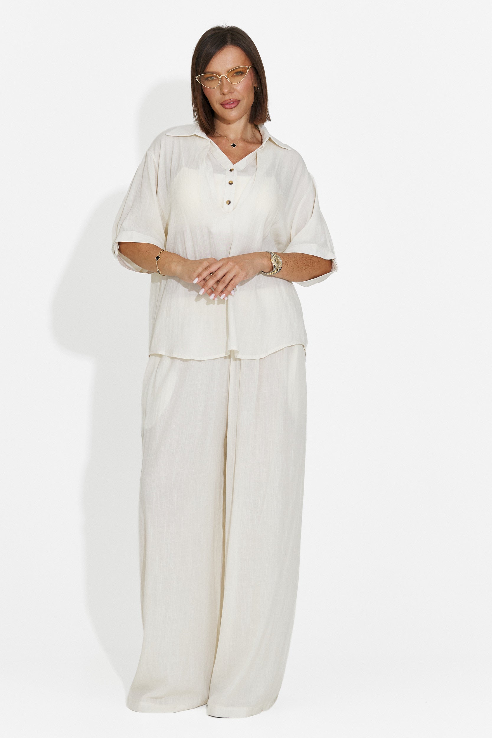 Completo donna camicia + pantaloni beige Anyela Bogas