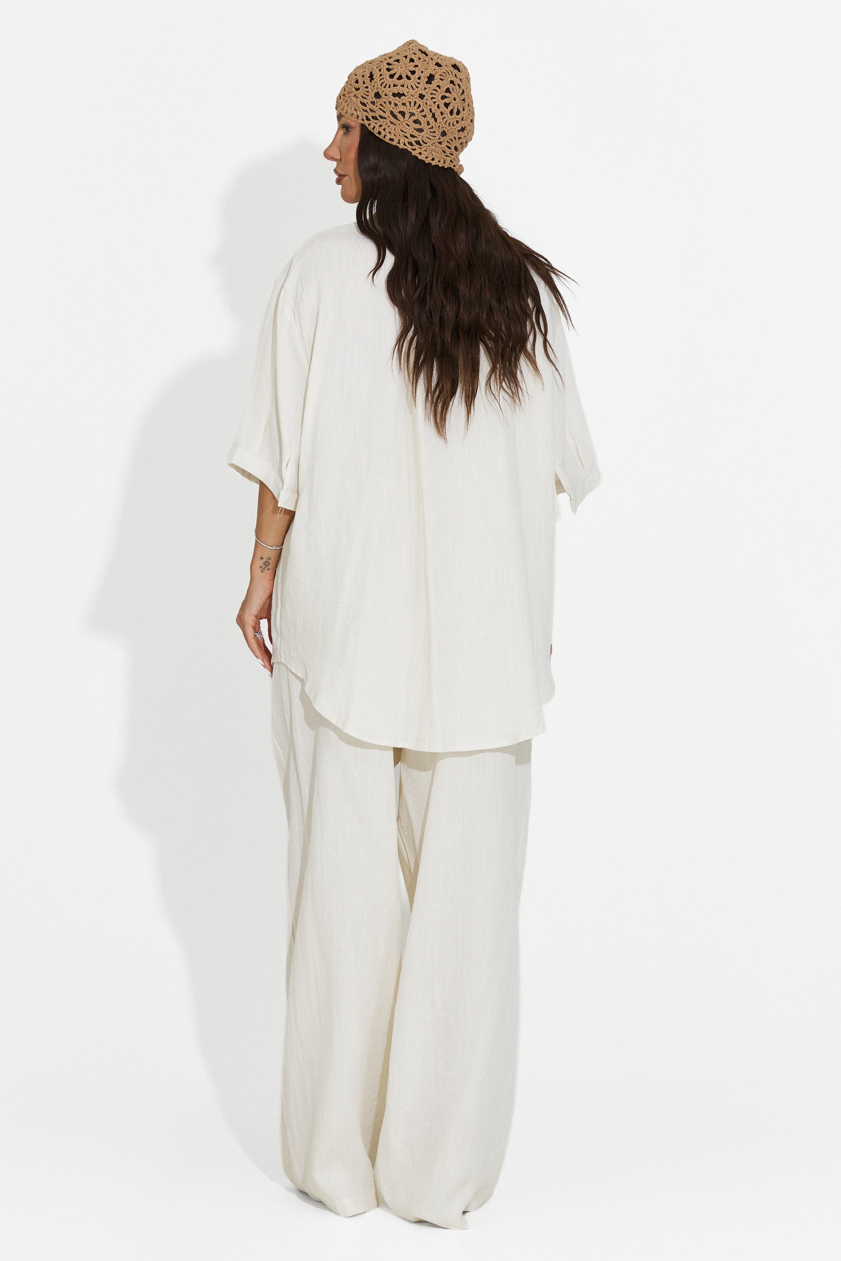 Completo donna camicia + pantaloni beige Carolia Bogas