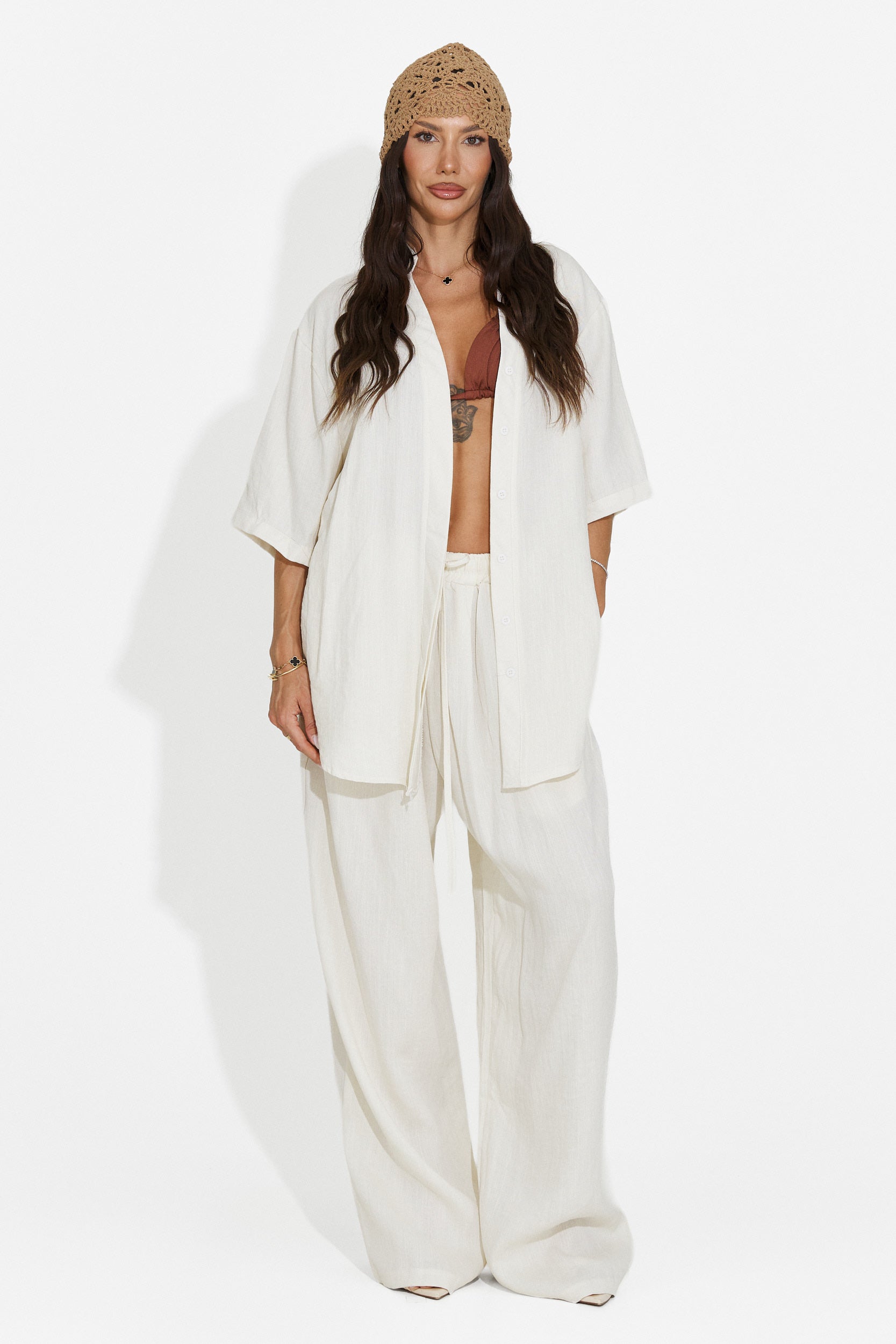 Completo donna camicia + pantaloni beige Carolia Bogas
