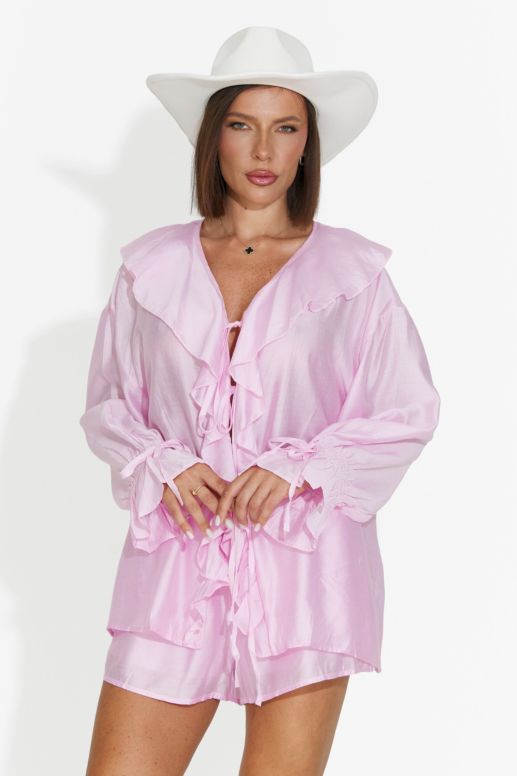 Completo donna camicia + pantaloni corti rosa Melioria Bogas