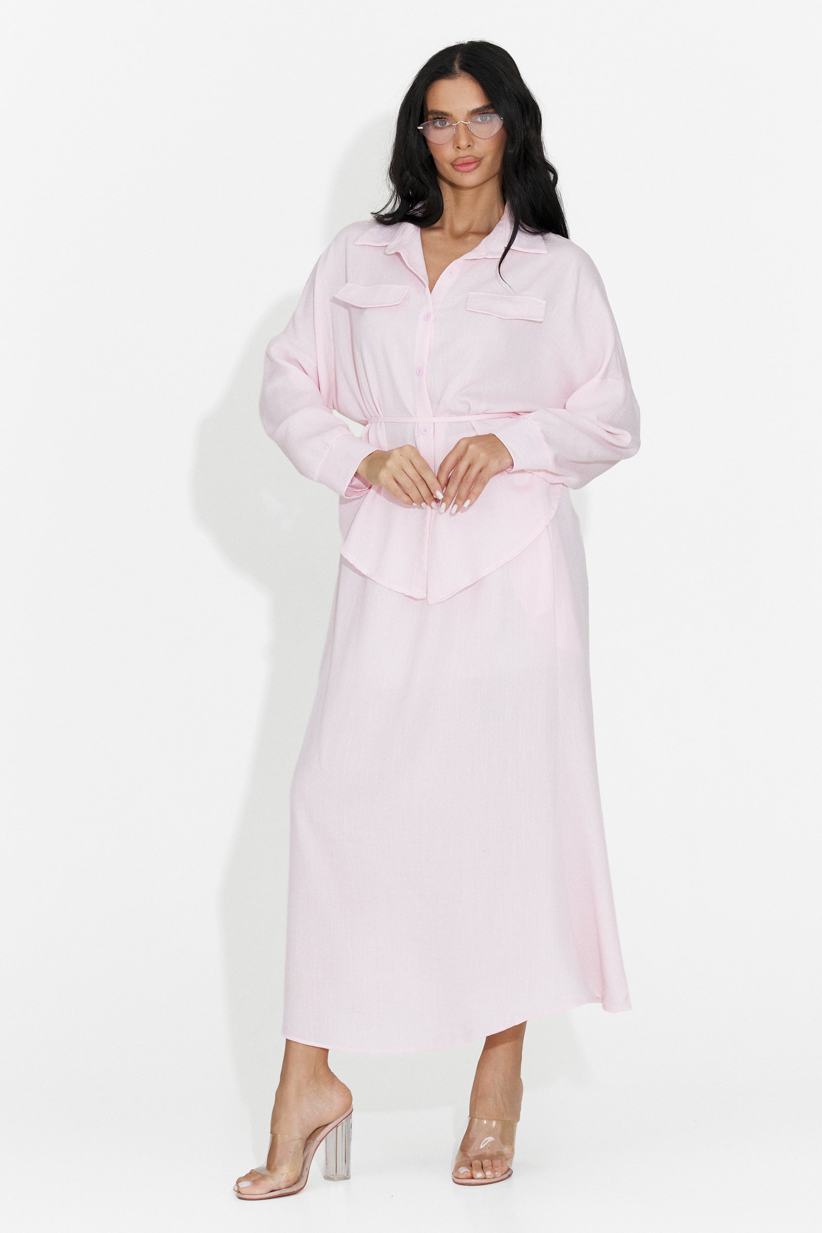 Tailleur da donna di Federika Bogas con gonna rosa