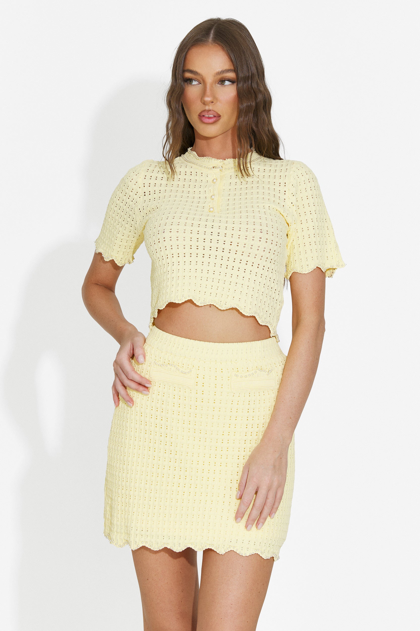 Completo donna con gonna corta giallo Adiania Bogas