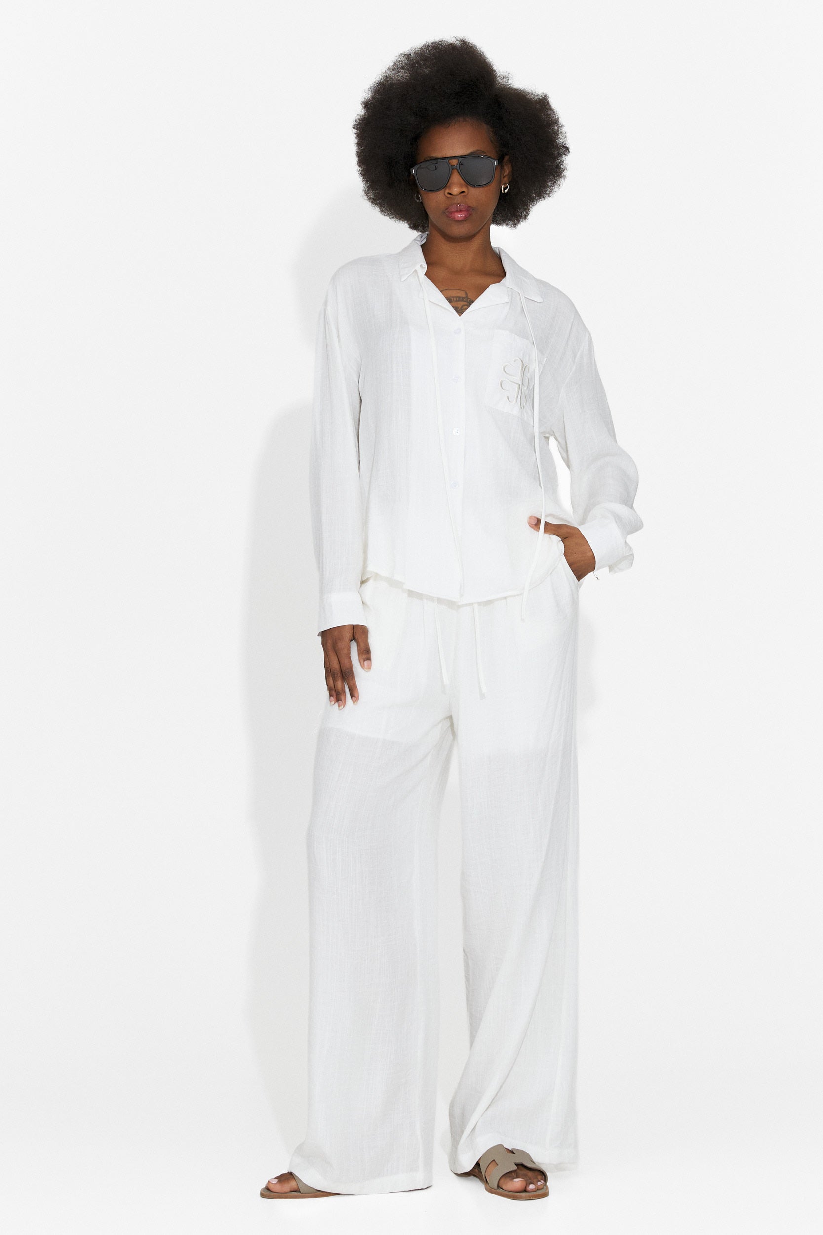 Tuta da Donna Aralia Bogas con Pantaloni Bianchi