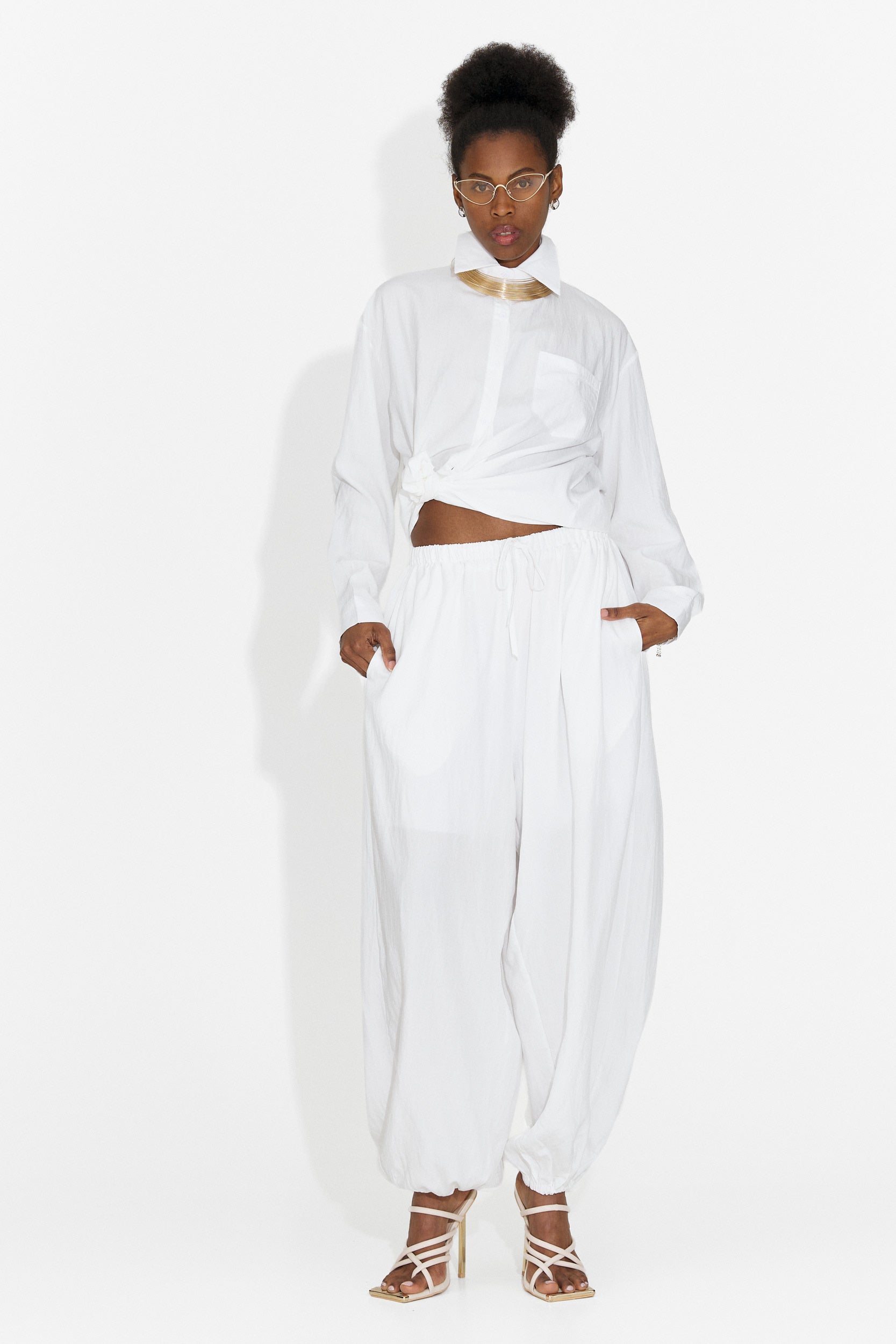 Tailleur da Donna Kadea Bogas con Pantaloni Bianchi