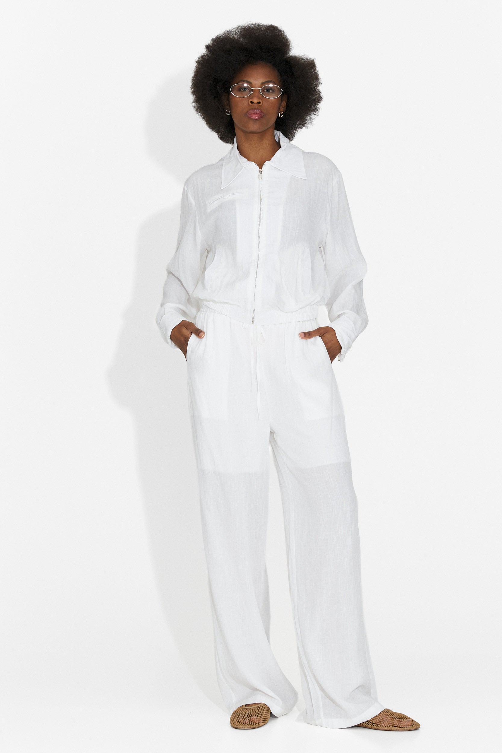 Tailleur da donna con pantaloni Tulip Bogas bianchi