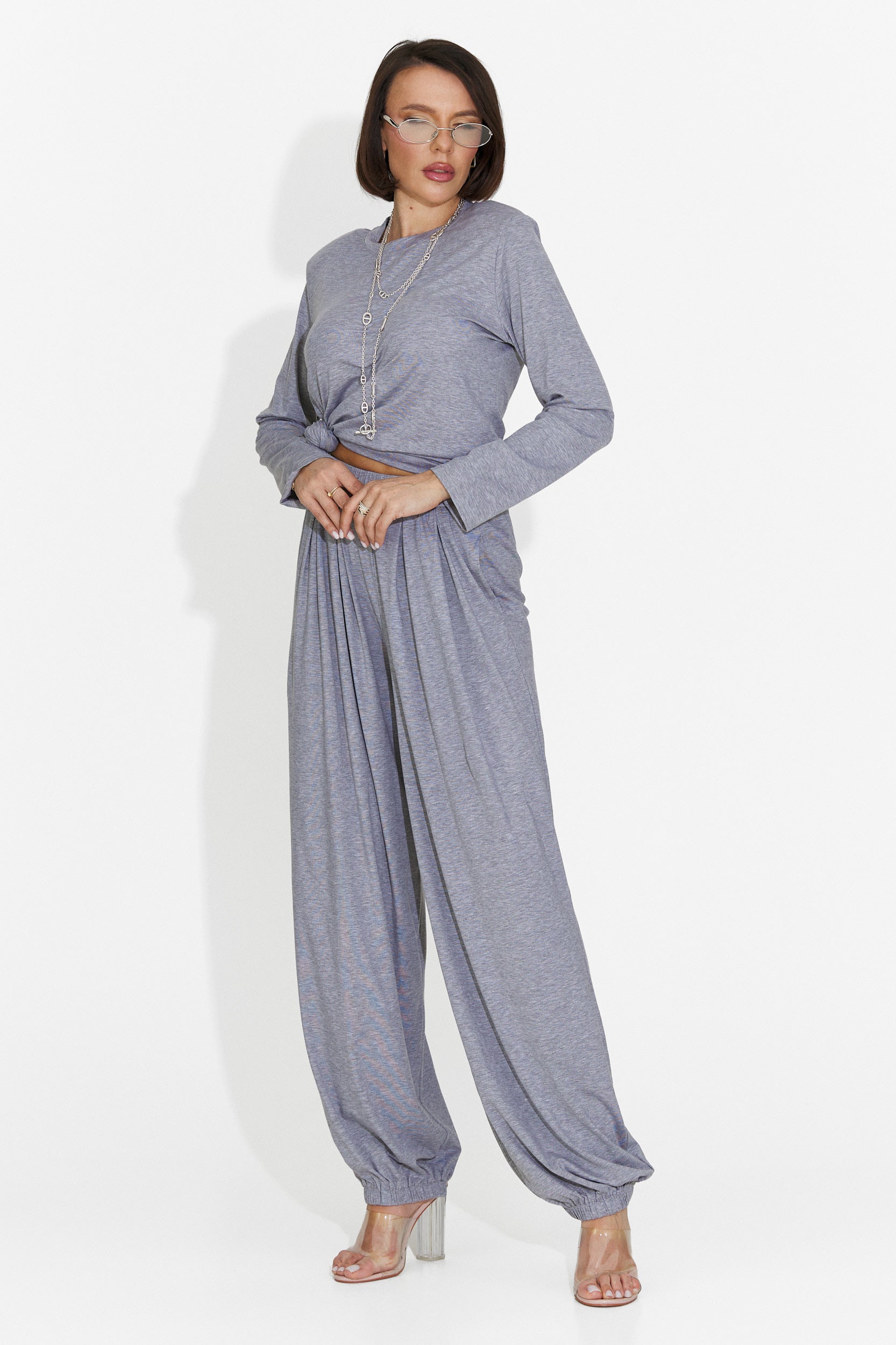 Tailleur da Donna Namay Bogas con Pantaloni Grigi