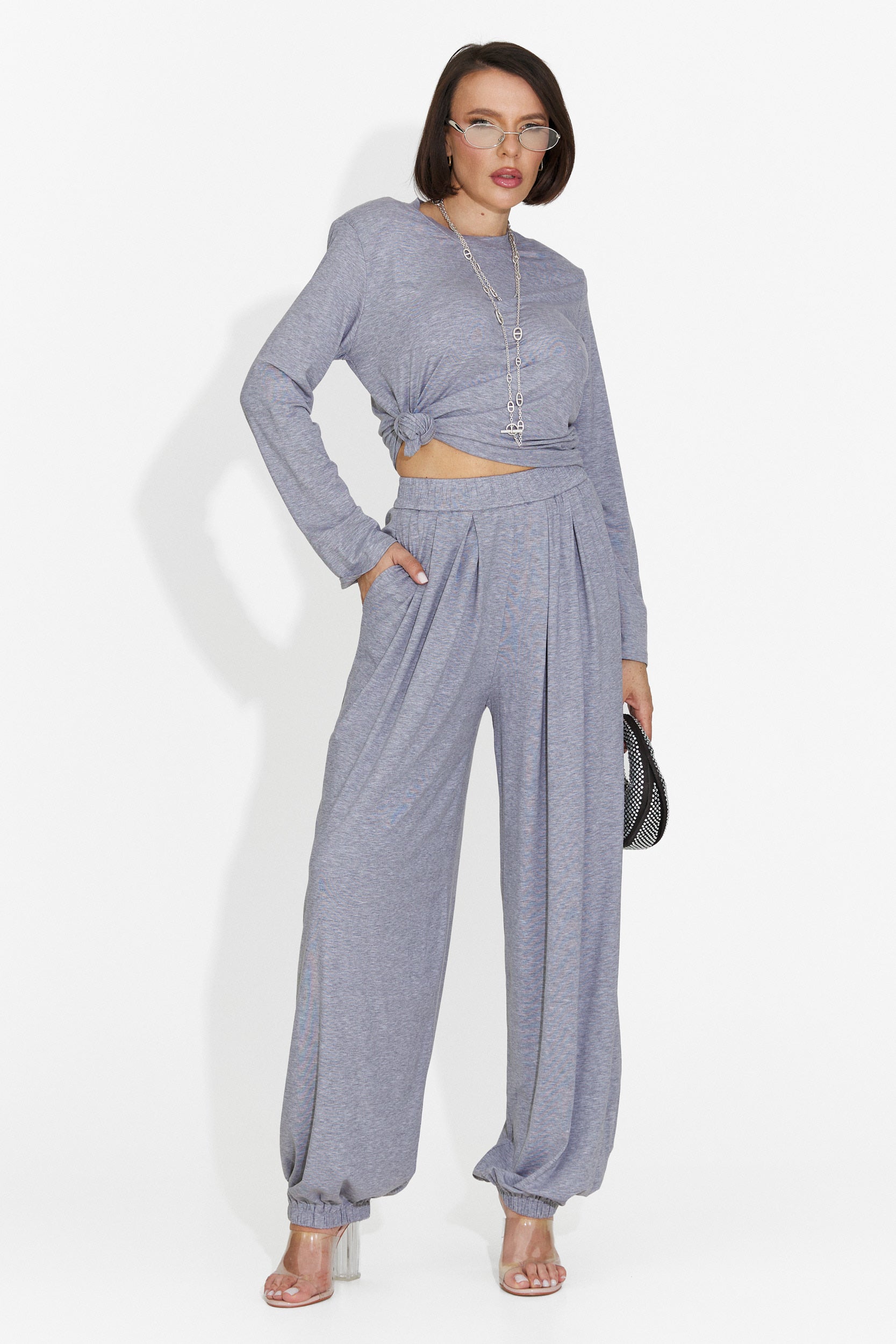Tailleur da Donna Namay Bogas con Pantaloni Grigi