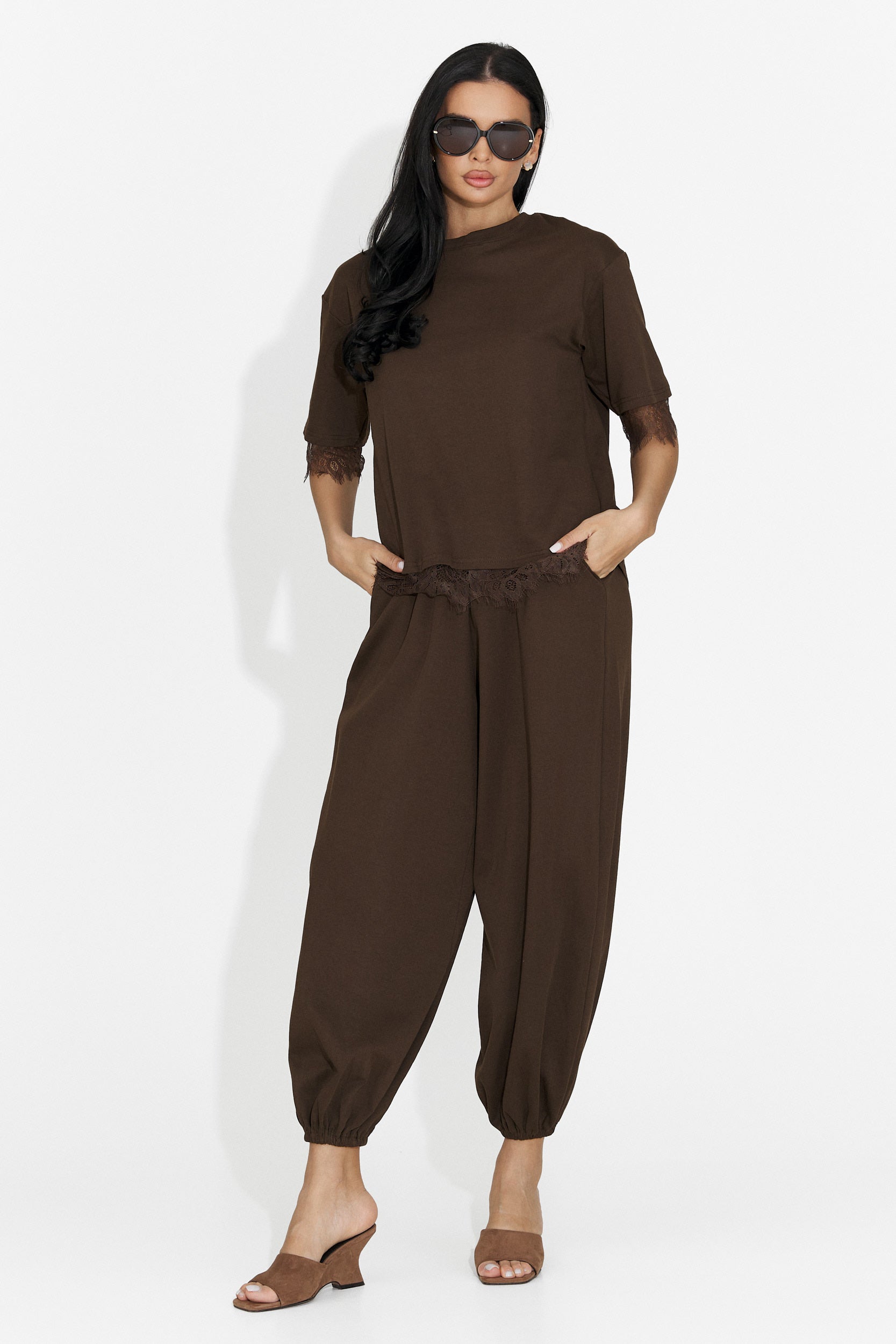 Compleu dama cu pantaloni maro Maila Bogas