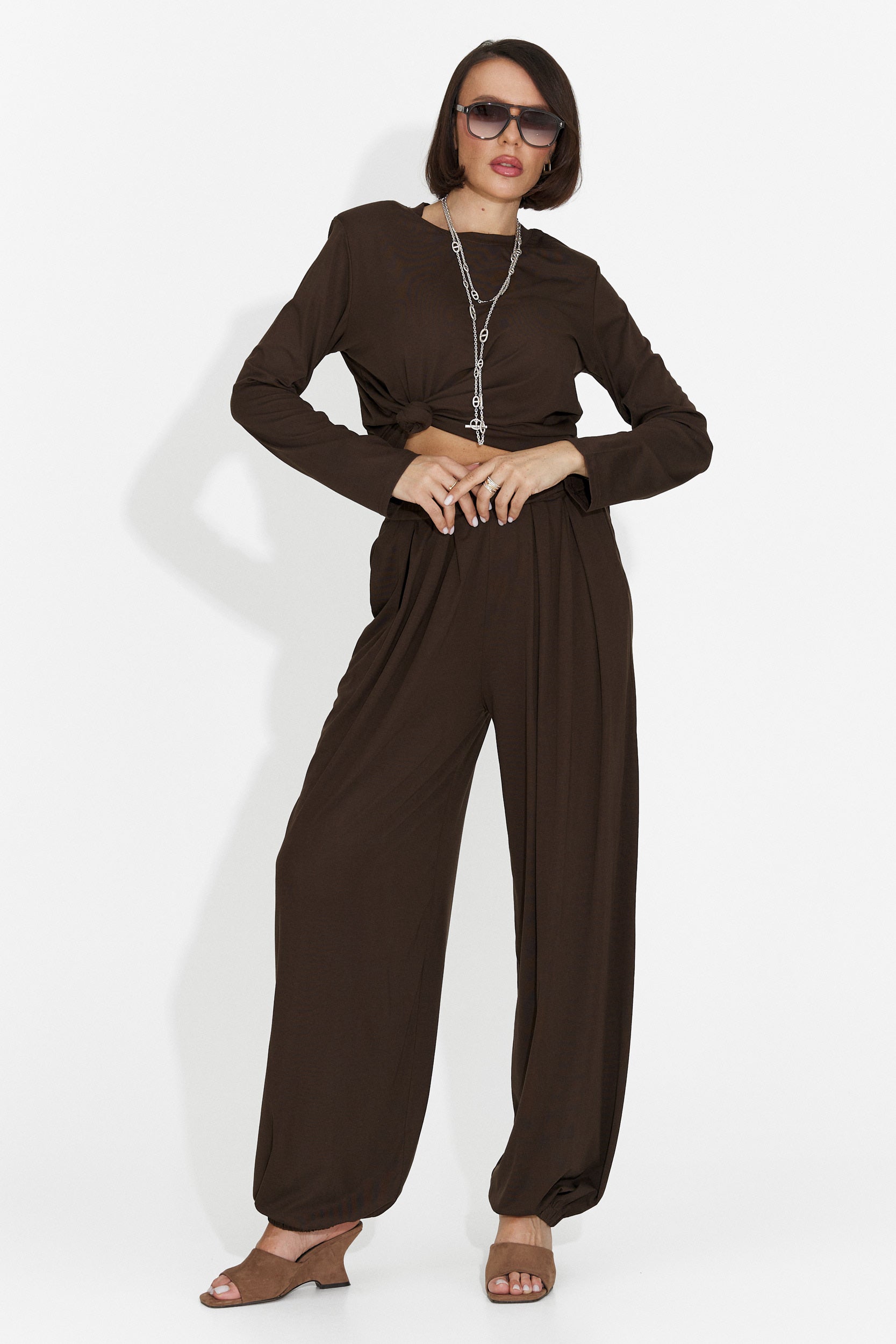 Tuta da donna Namay Bogas con pantaloni marroni