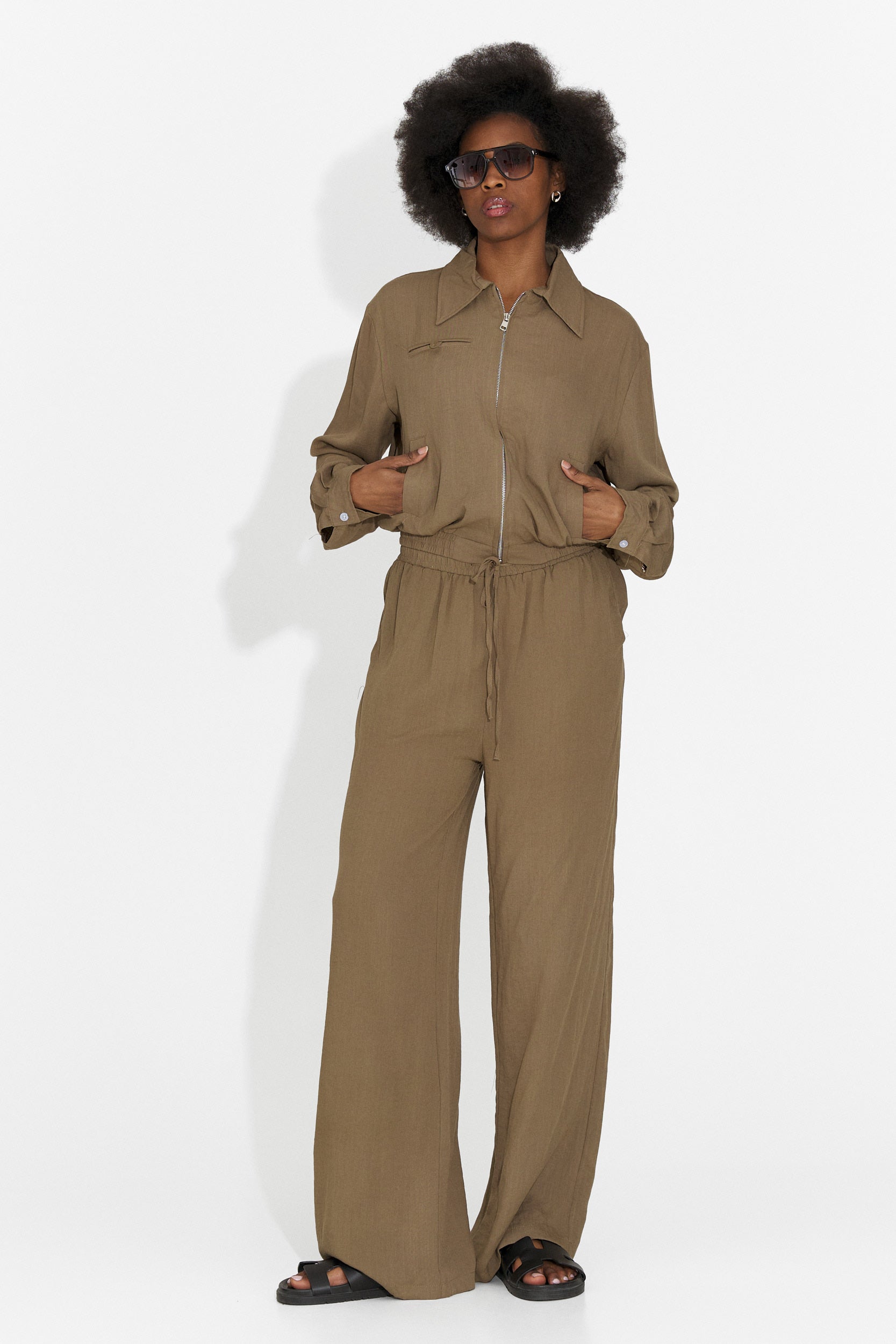 Tailleur da donna con pantaloni Tulip Bogas marroni