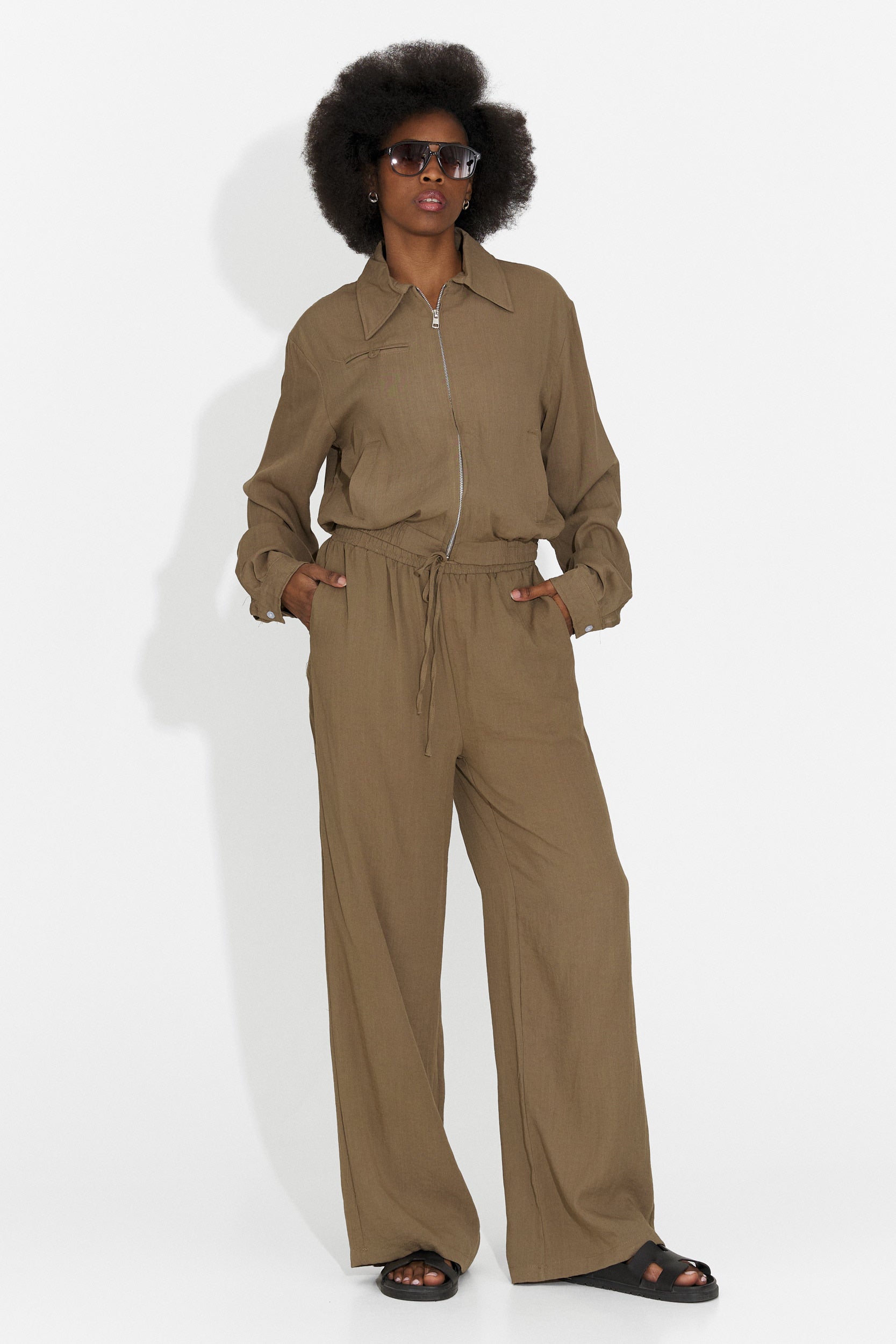 Tailleur da donna con pantaloni Tulip Bogas marroni