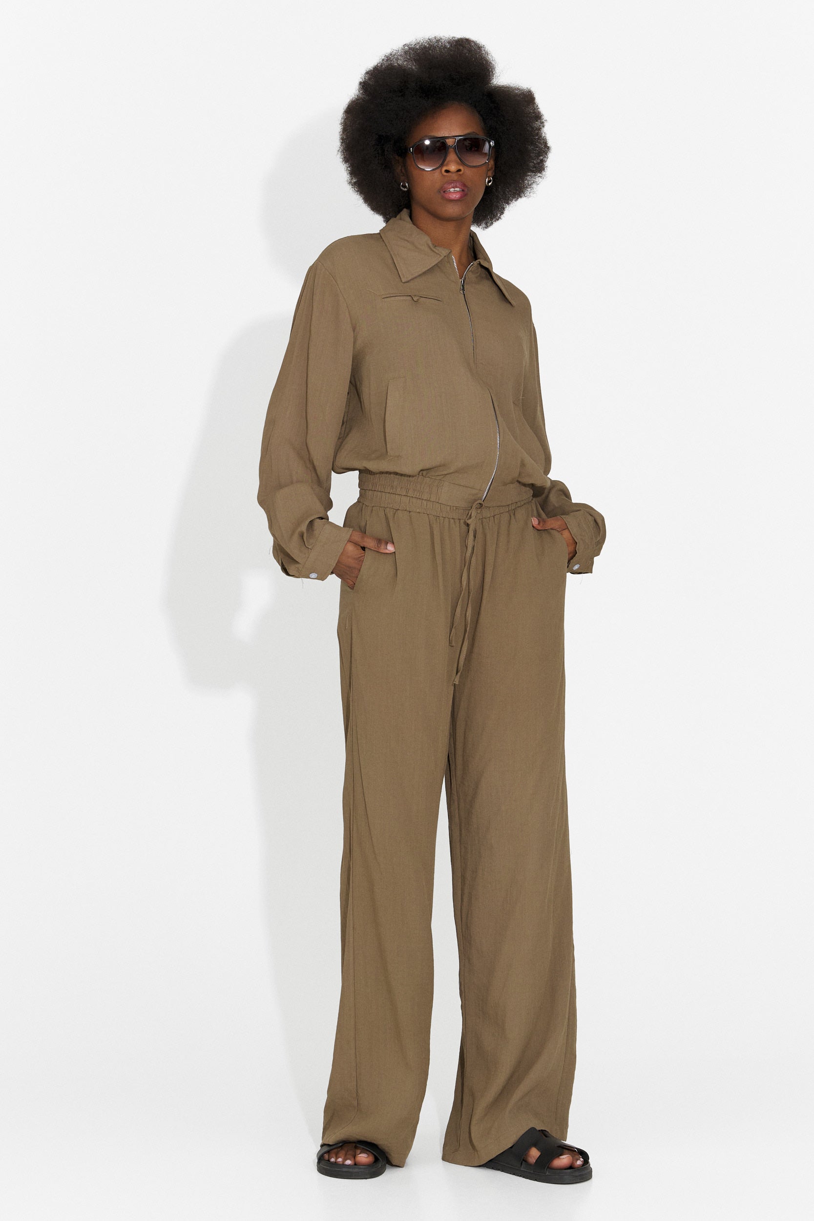 Tailleur da donna con pantaloni Tulip Bogas marroni
