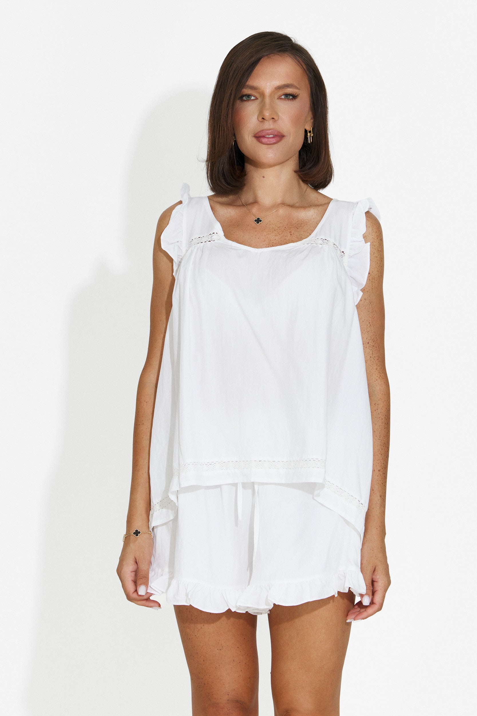 Completo donna con pantaloncini bianco Casiama Bogas