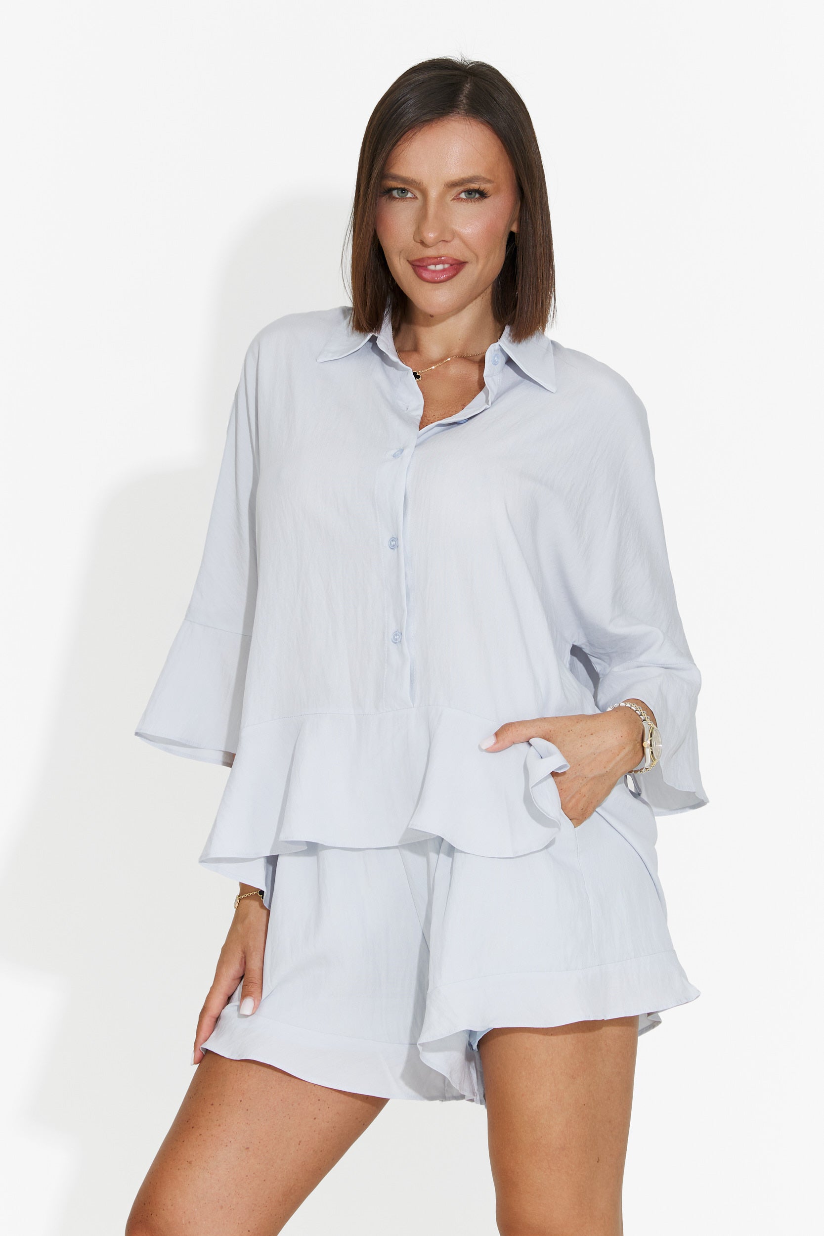 Completo donna con pantaloncini azzurro Olgana Bogas