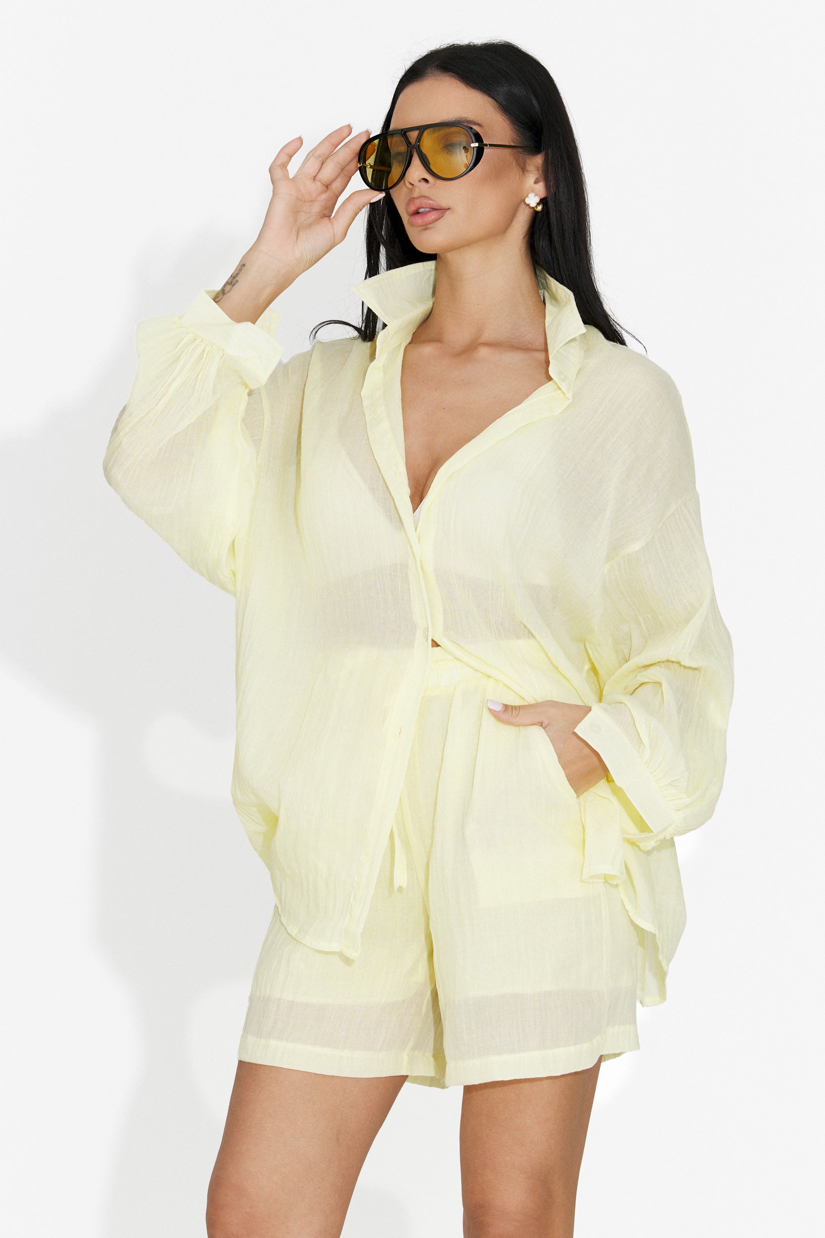 Set da donna Lenovia Bogas con pantaloncini gialli