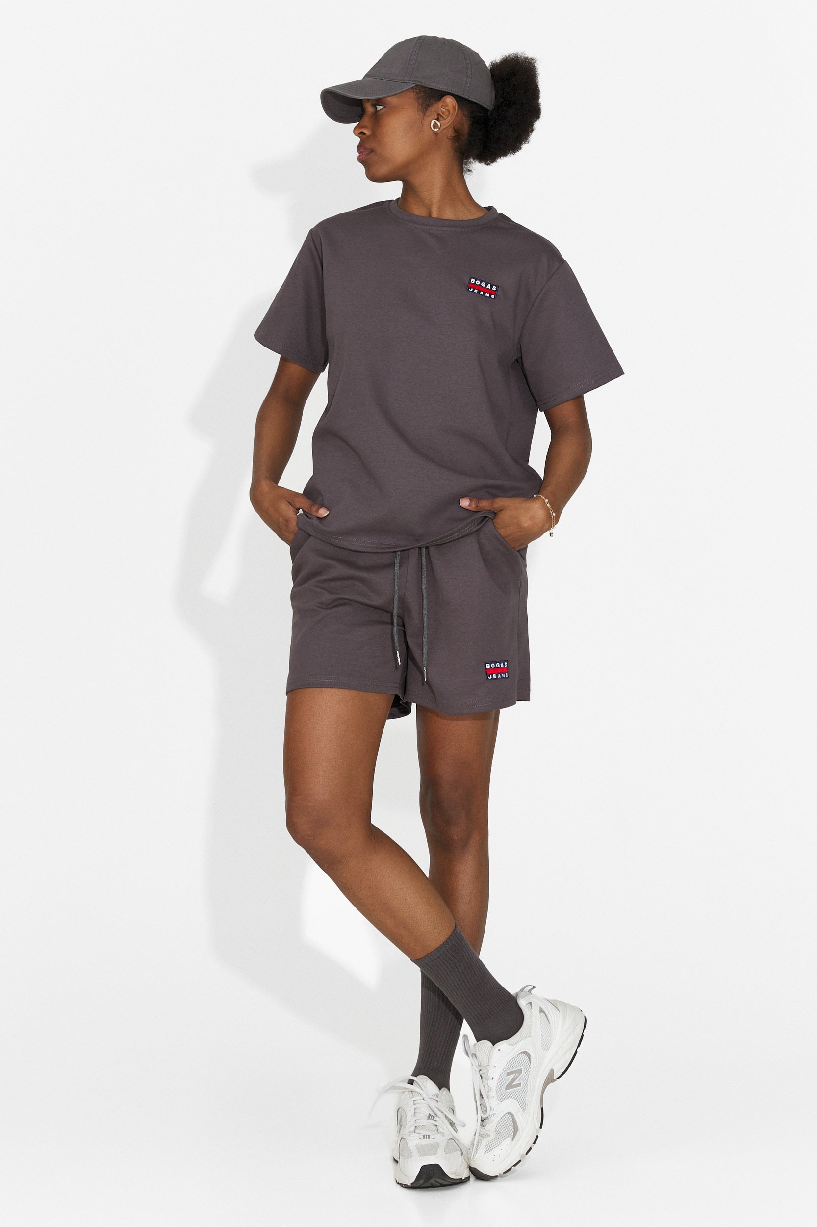Set da Donna Marva Bogas con Pantaloncini Grigi