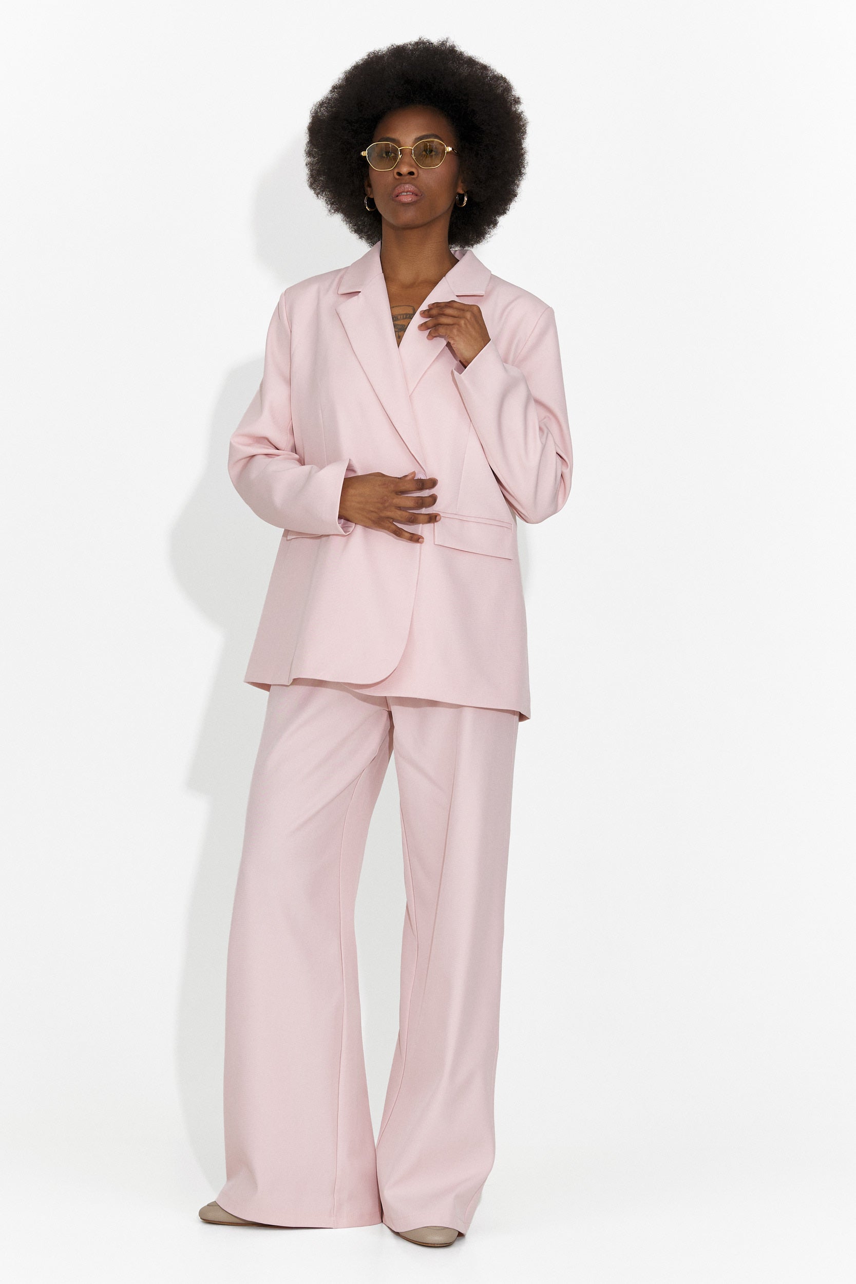 Elegante tailleur rosa da donna Timelia Bogas