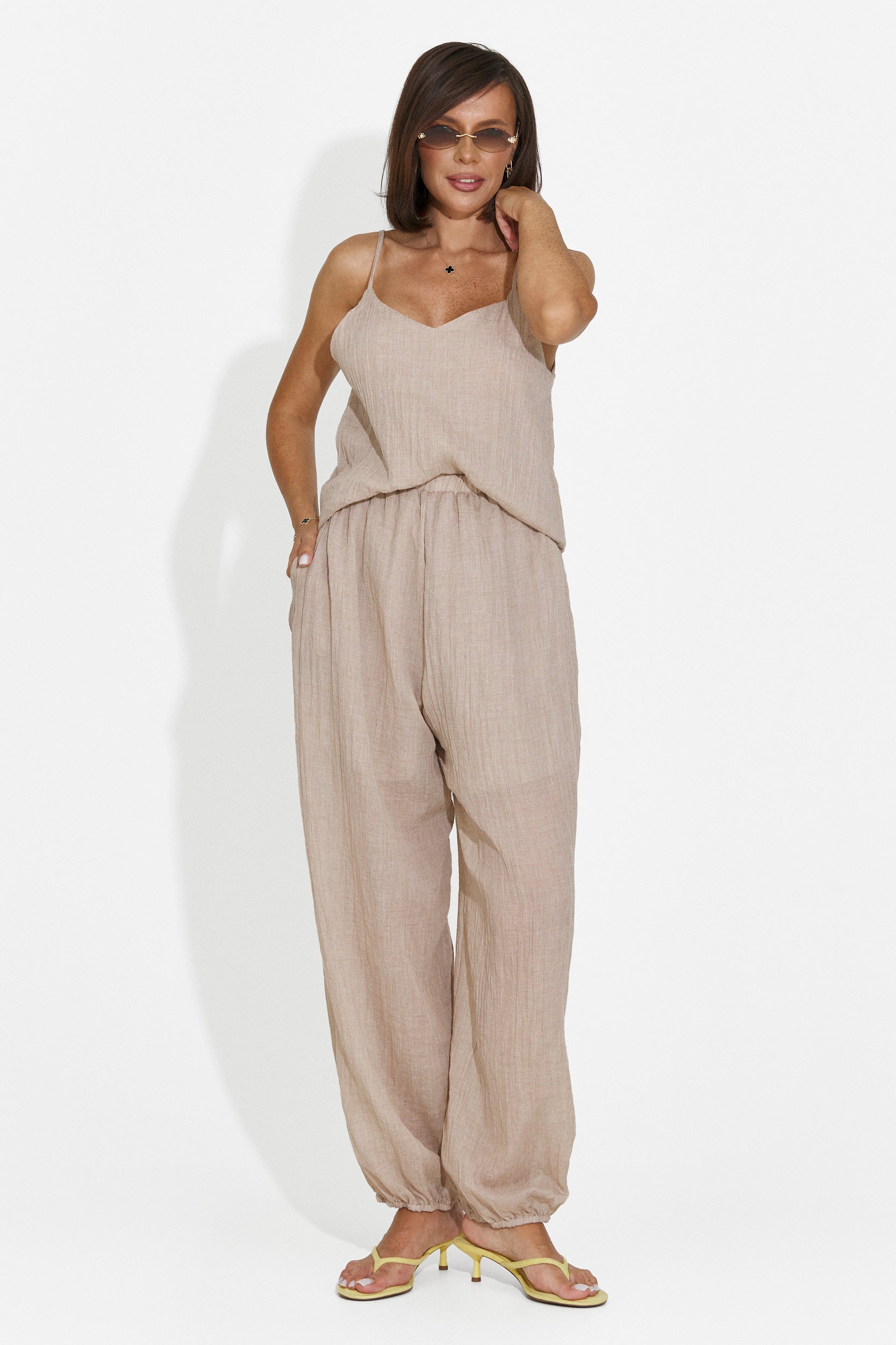 Completo da donna pantaloni + canotta + camicia marrone Dariele Bogas