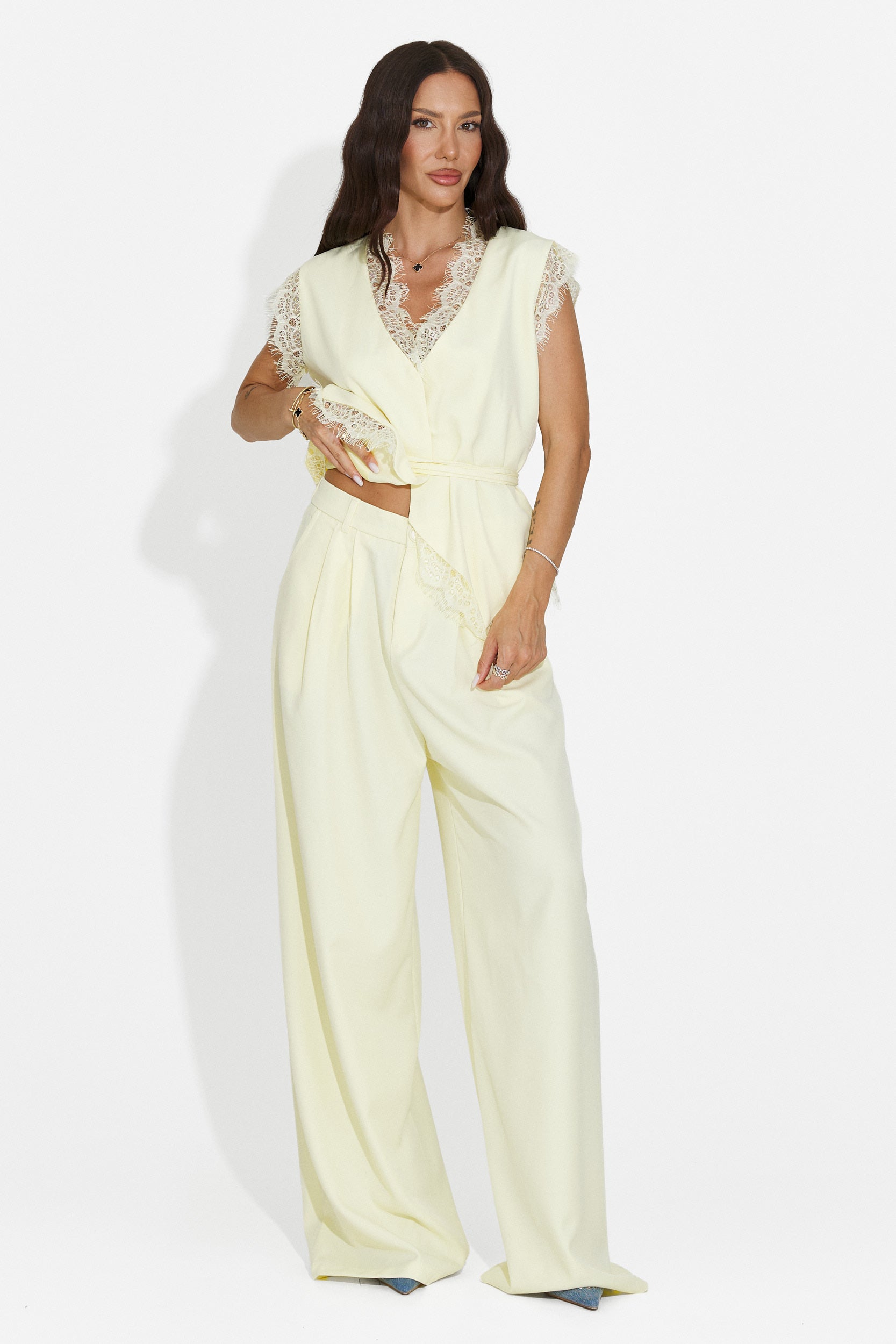 Completo donna gilet + pantaloni giallo Felania Bogas