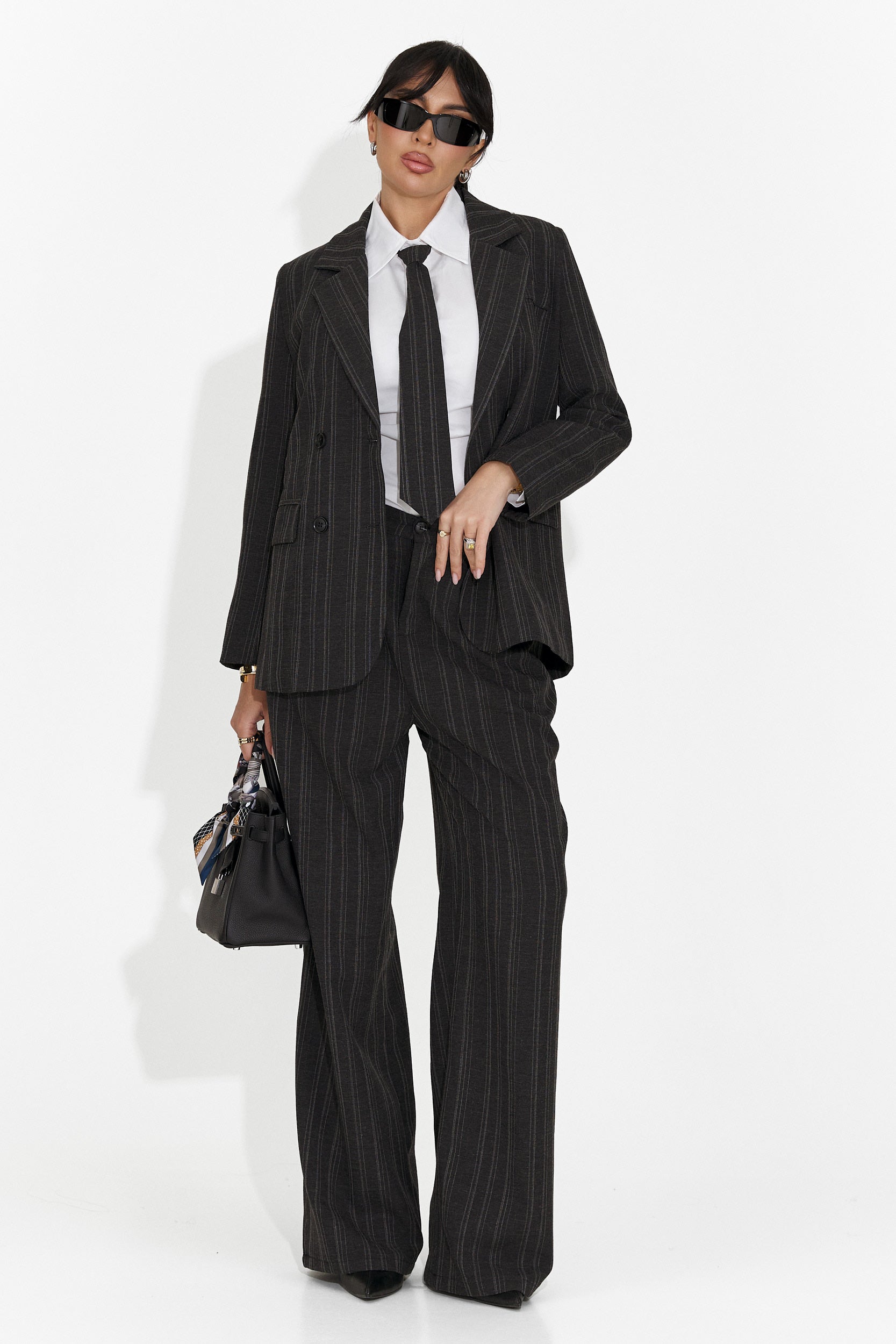 Anhelica Completo da Donna 3 Pezzi: Giacca + Pantaloni + Cravat