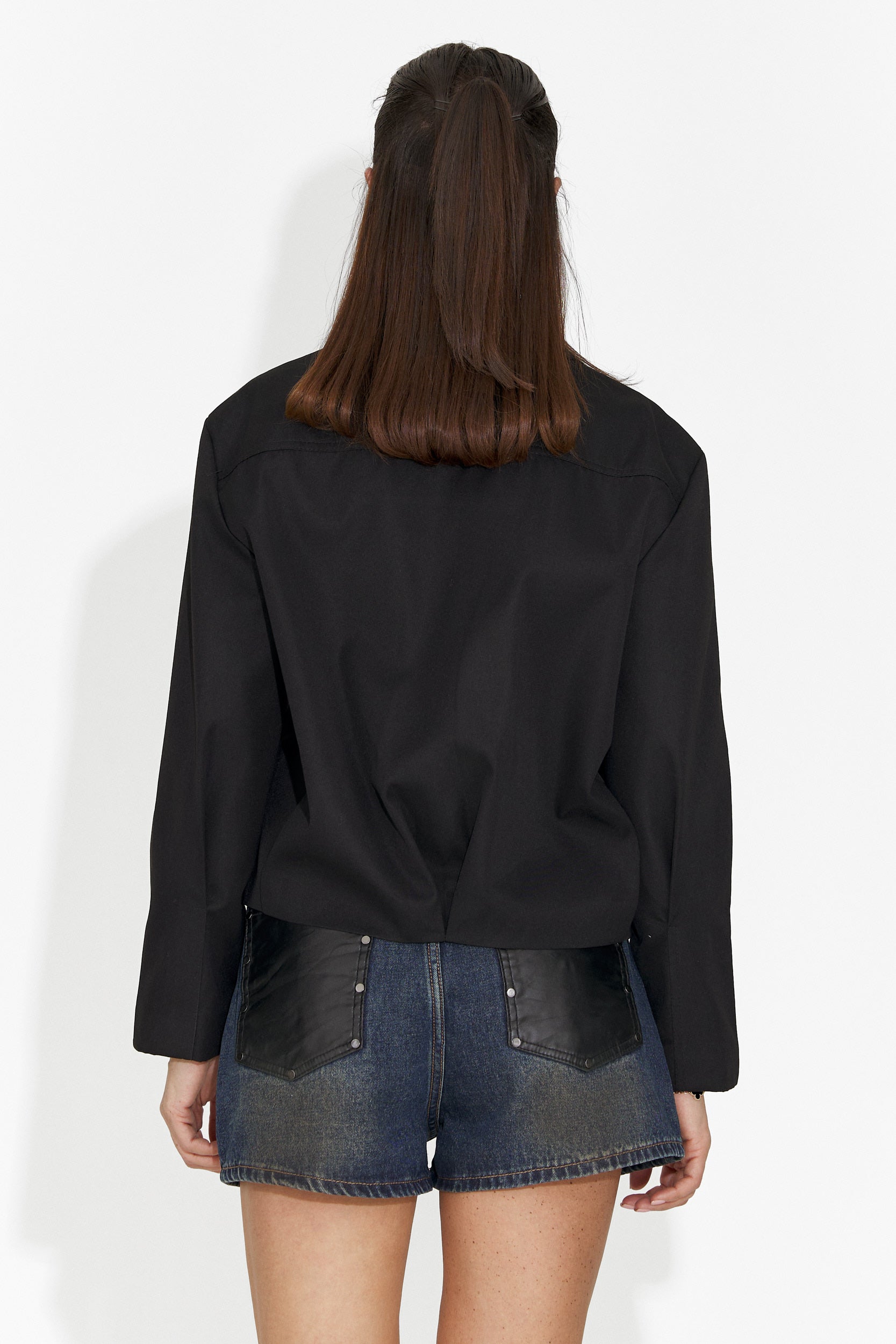 Elegante Giacca Nera da Donna Comino Bogas