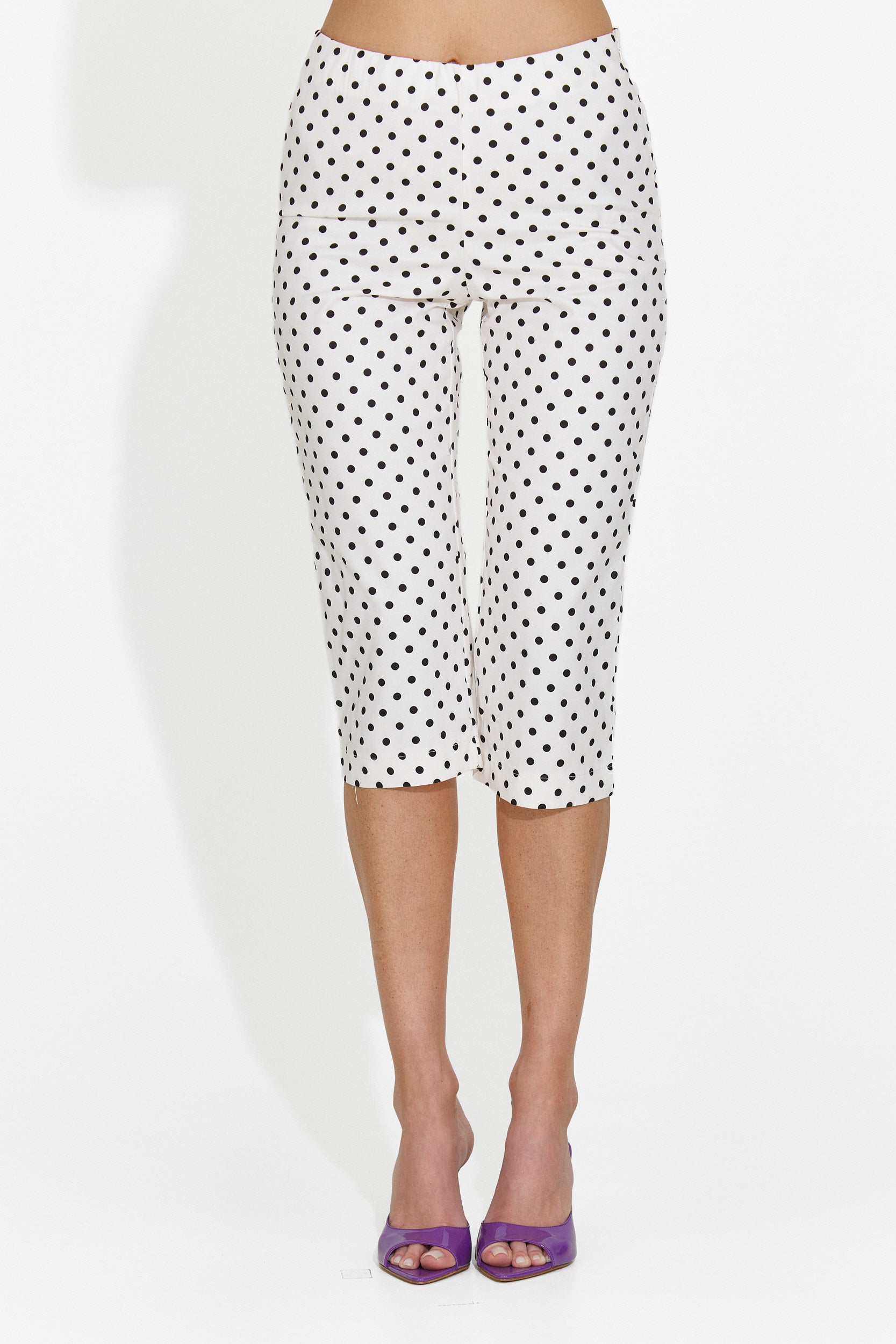 Pantaloni capri da donna bianchi Cariana Bogas