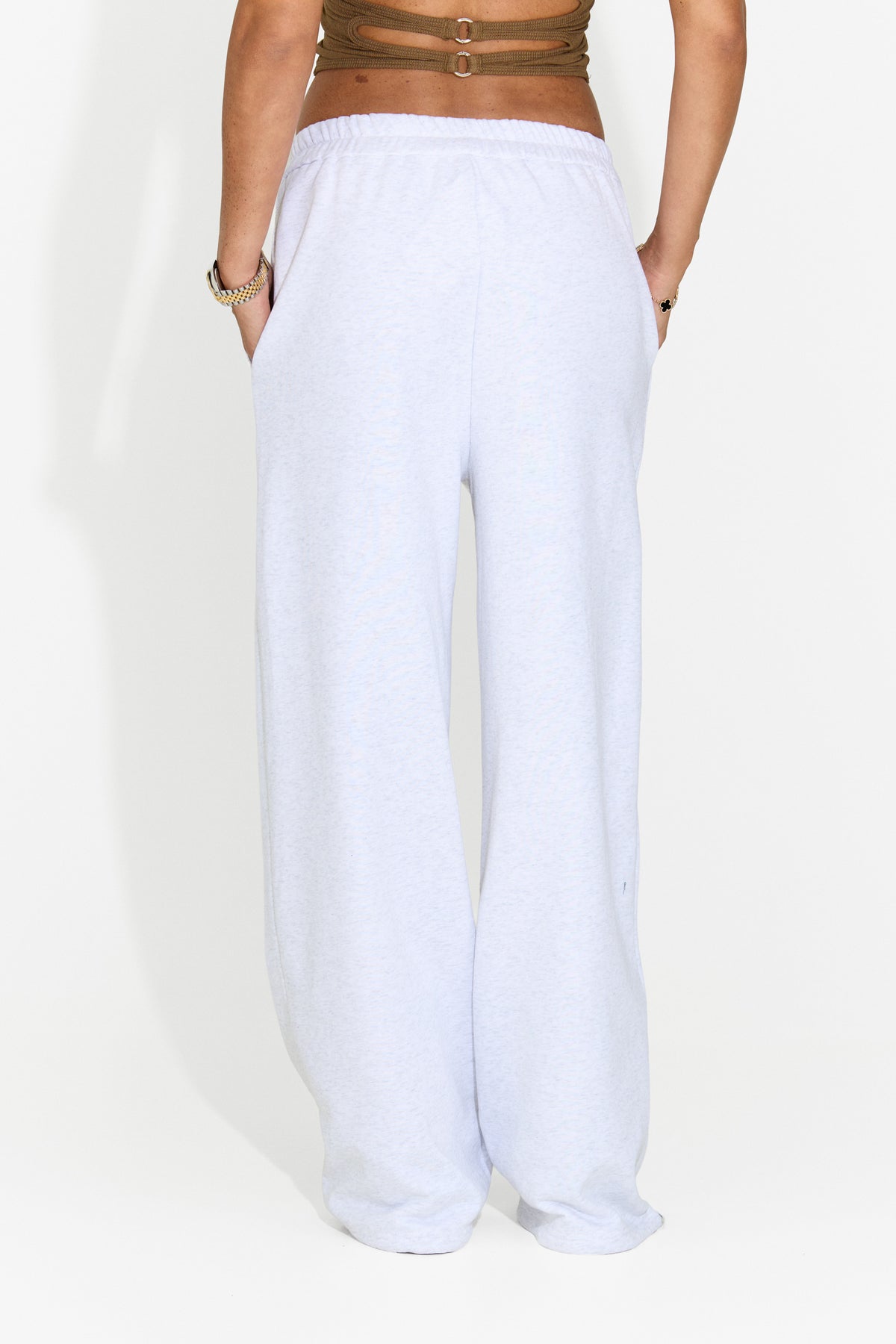 Pantaloni casual da donna grigi Velezoena Bogas