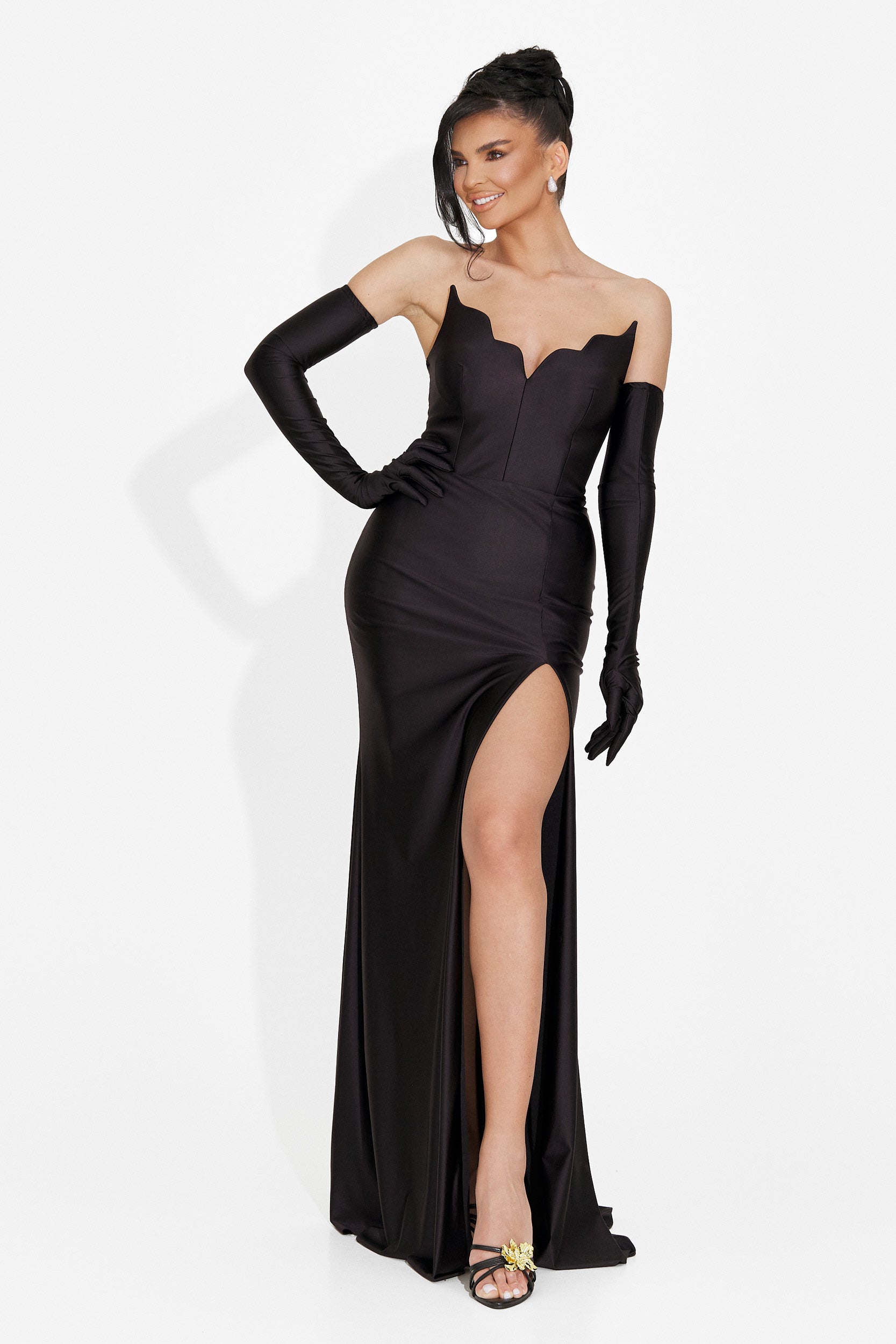 Lungo Vestito Nero di Aleksa Bogas per Donne