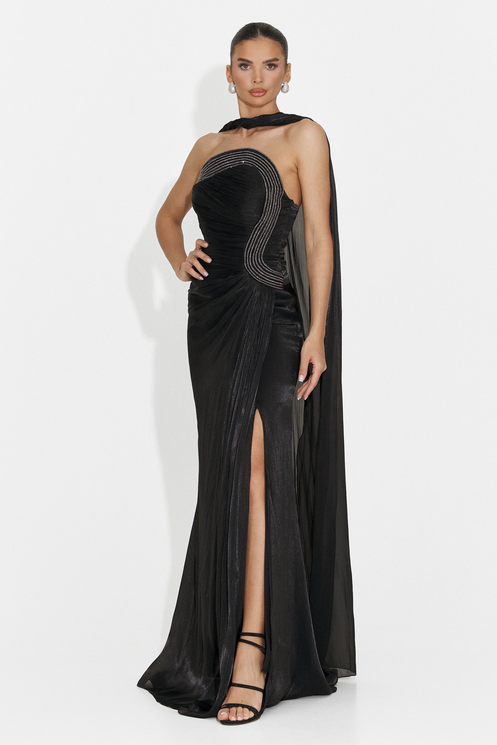 Lungo Vestito Nero da Donna di Moritz Boga