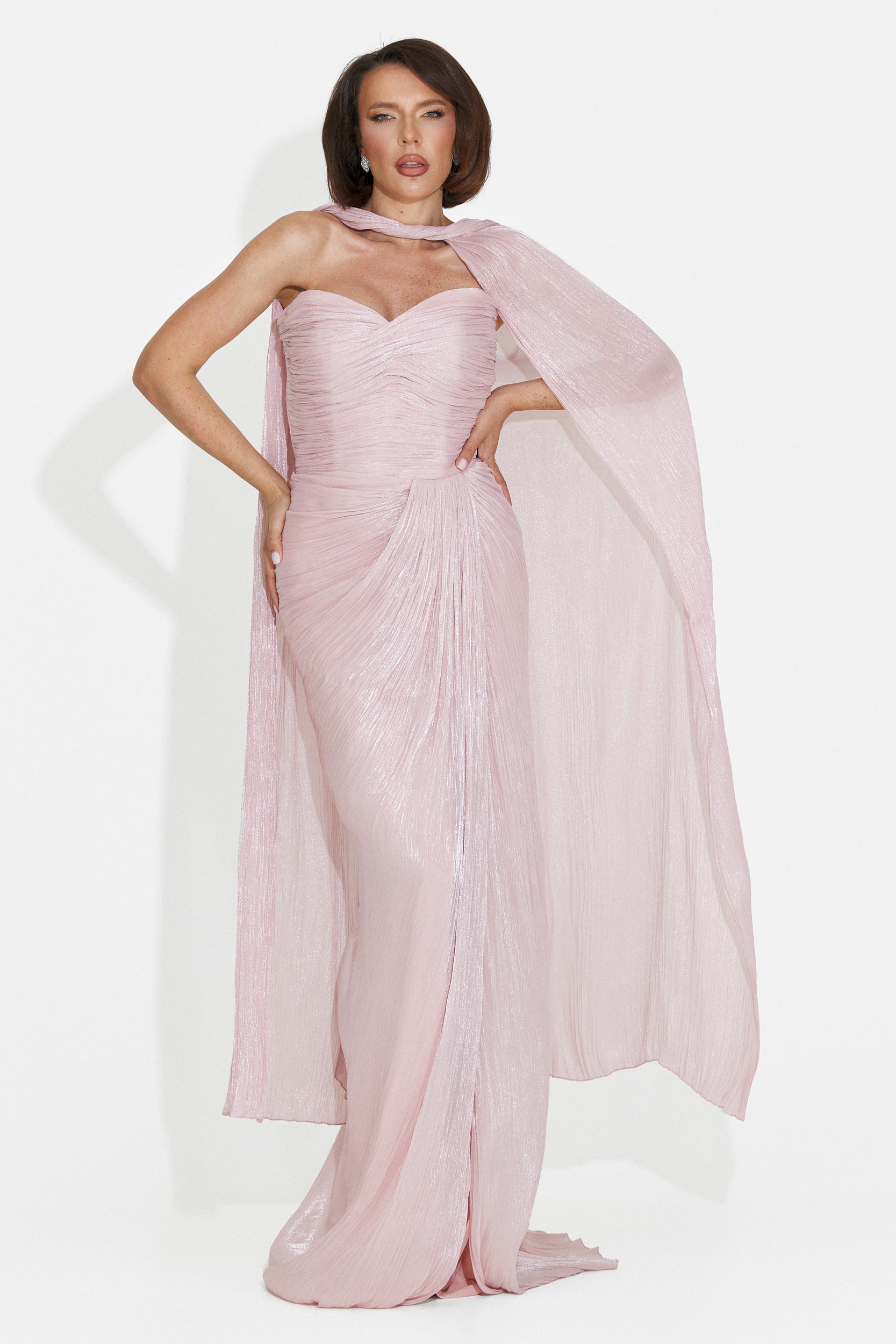 Lungo Vestito Rosa da Donna di Greta Bogas