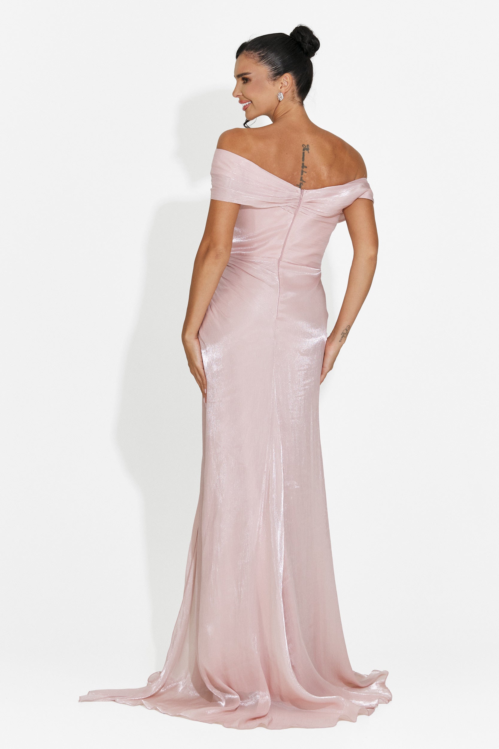 Lungo Vestito Rosa da Donna di Wagner Bogas