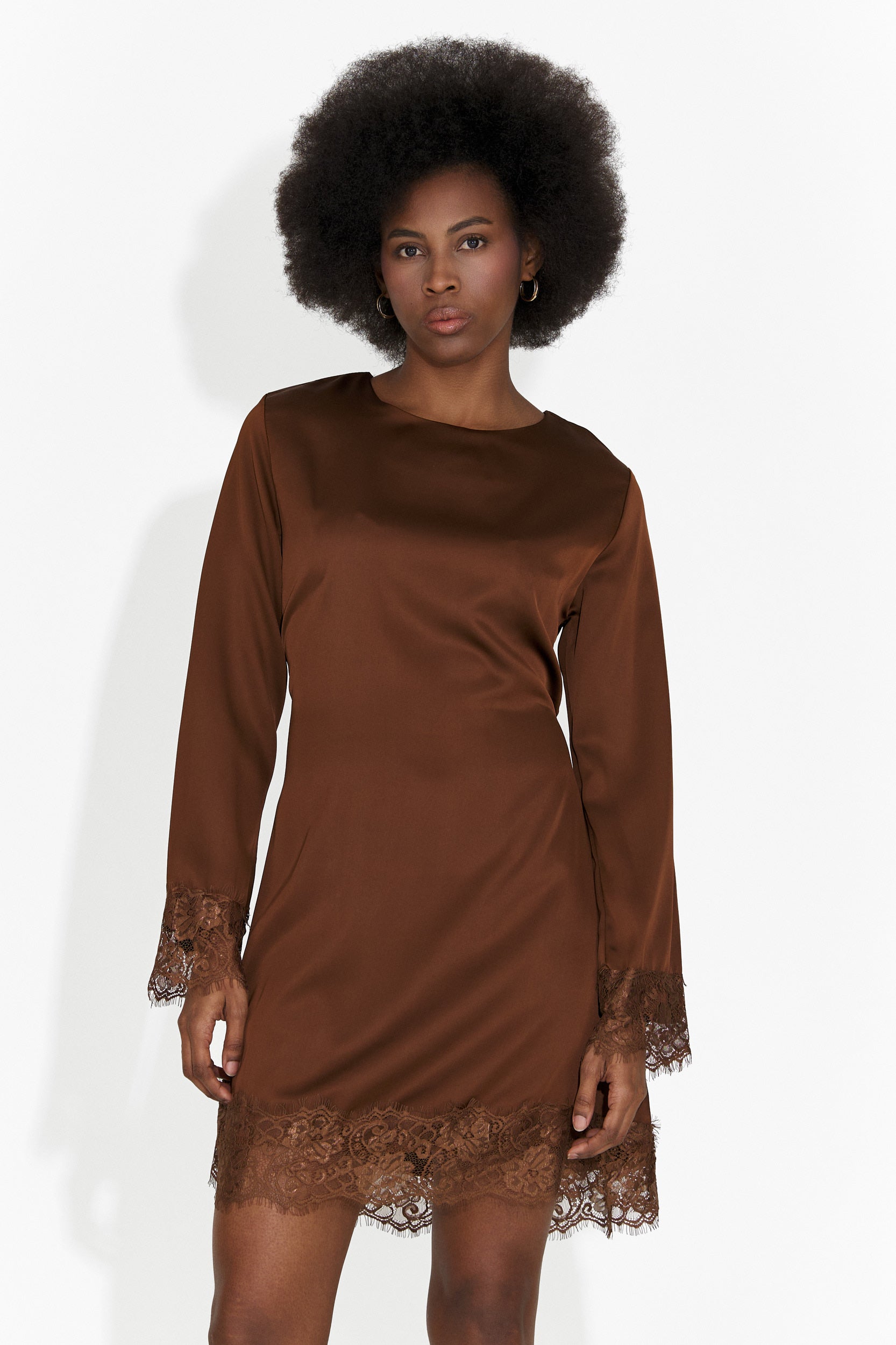 Vestito Marrone Corto da Donna di Olmaria Bogas