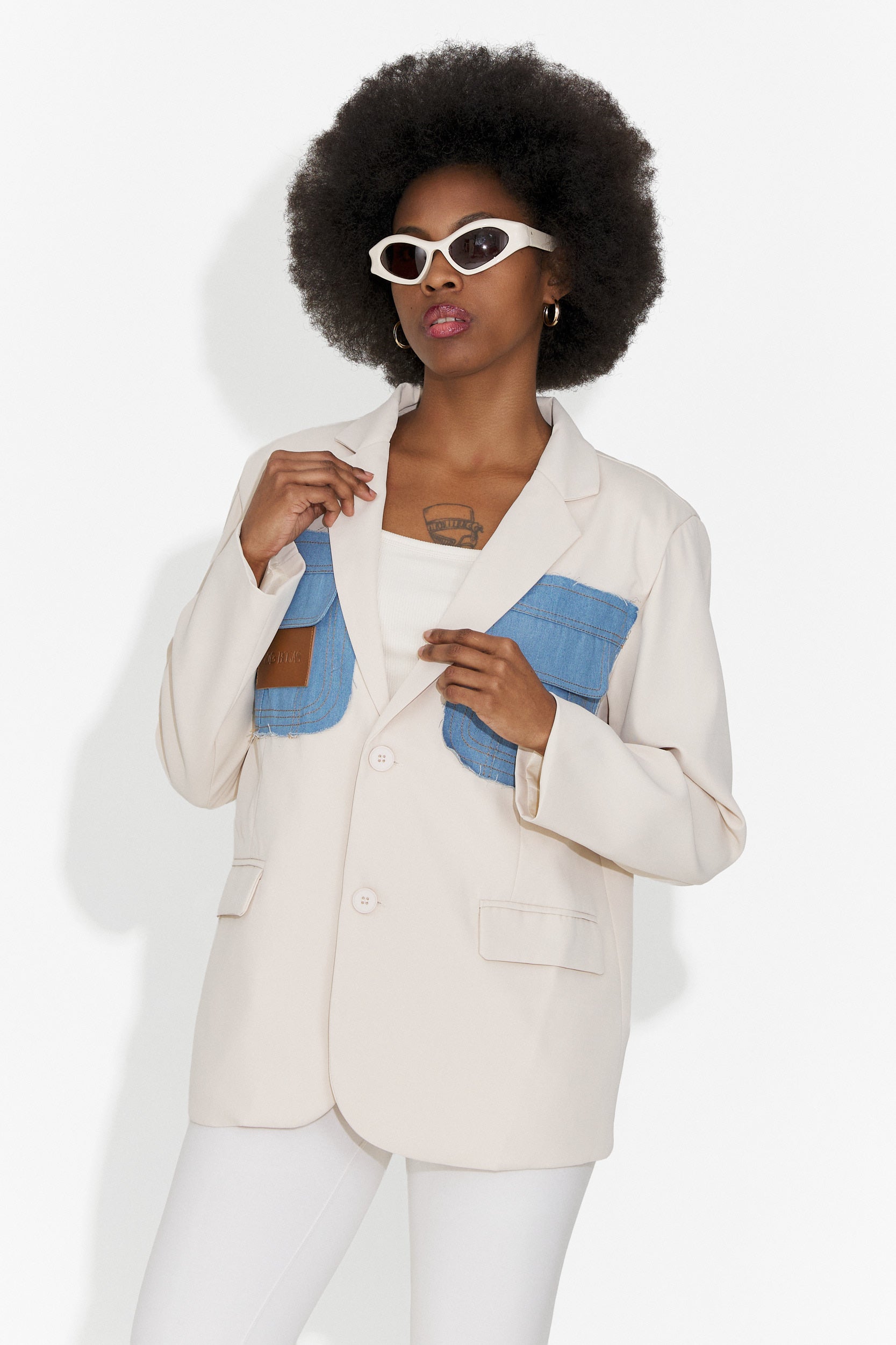 Elegante giacca da donna in crema Graziela Bogas